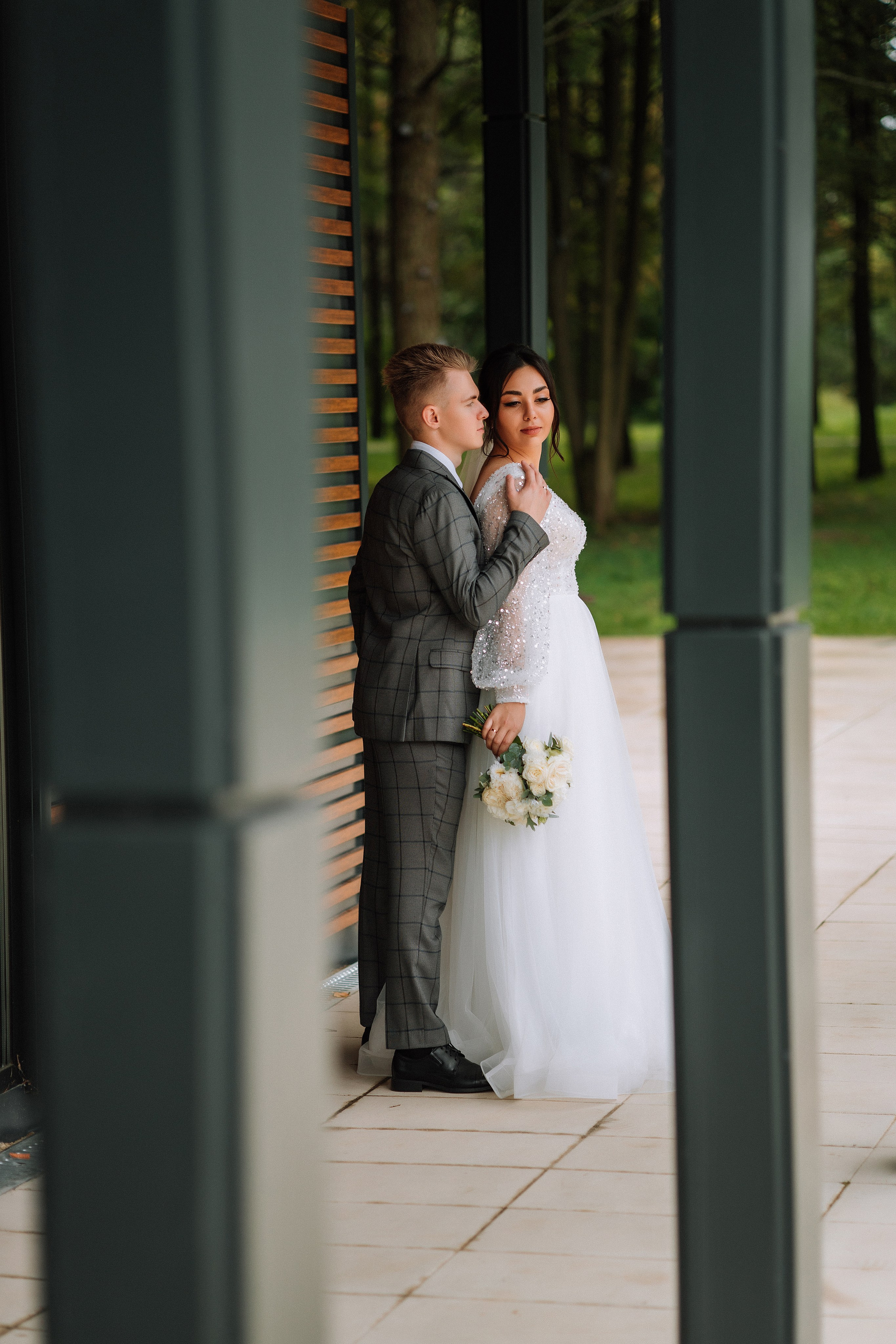 Свадебная фотосессия в Серпухове Дмитрия и Диноры. Выпускные альбомы в Серпухове