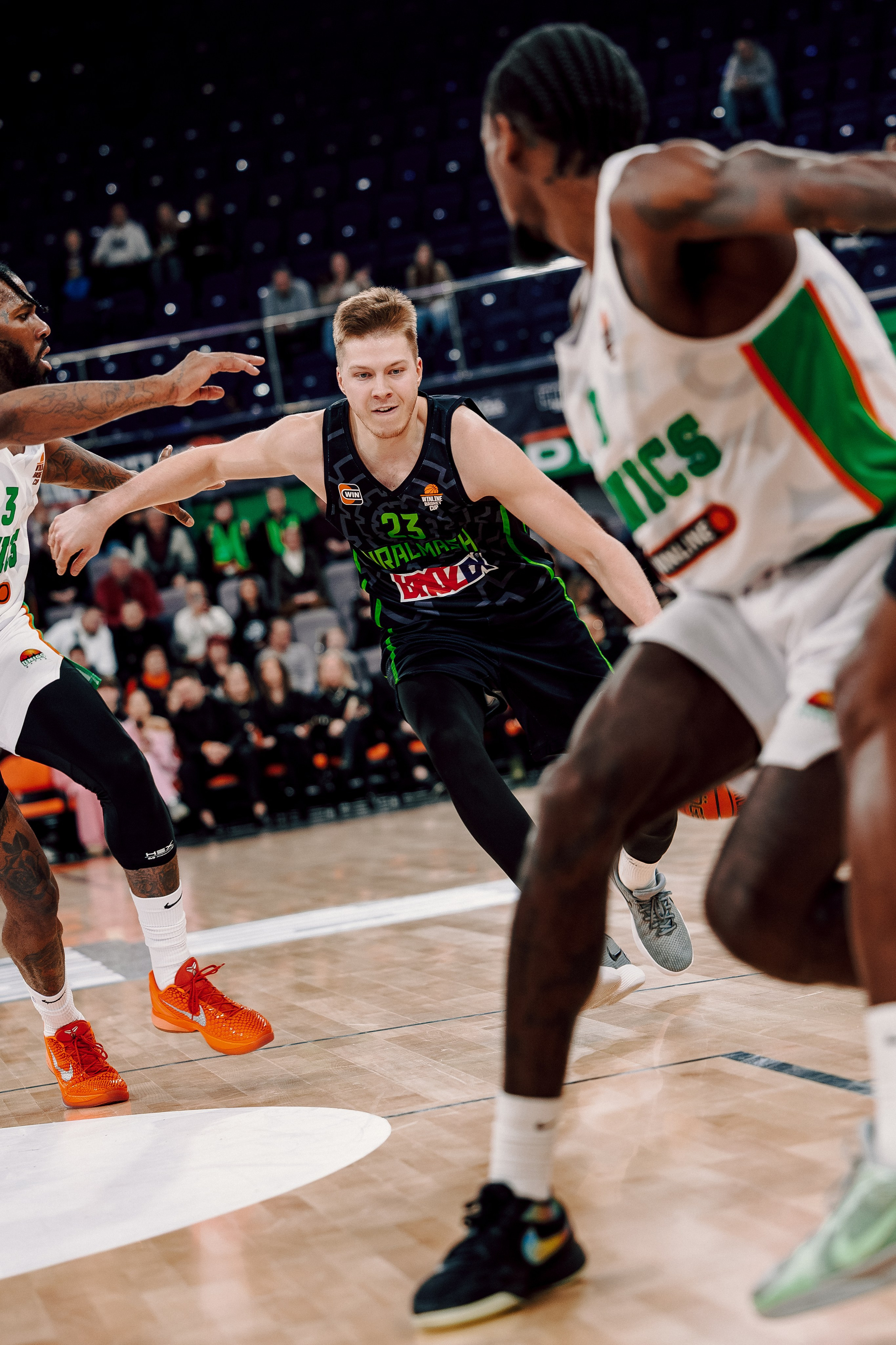 Winline Basket Cup — УРАЛМАШ — УНИКС. Лёшка Варзегов — фотограф