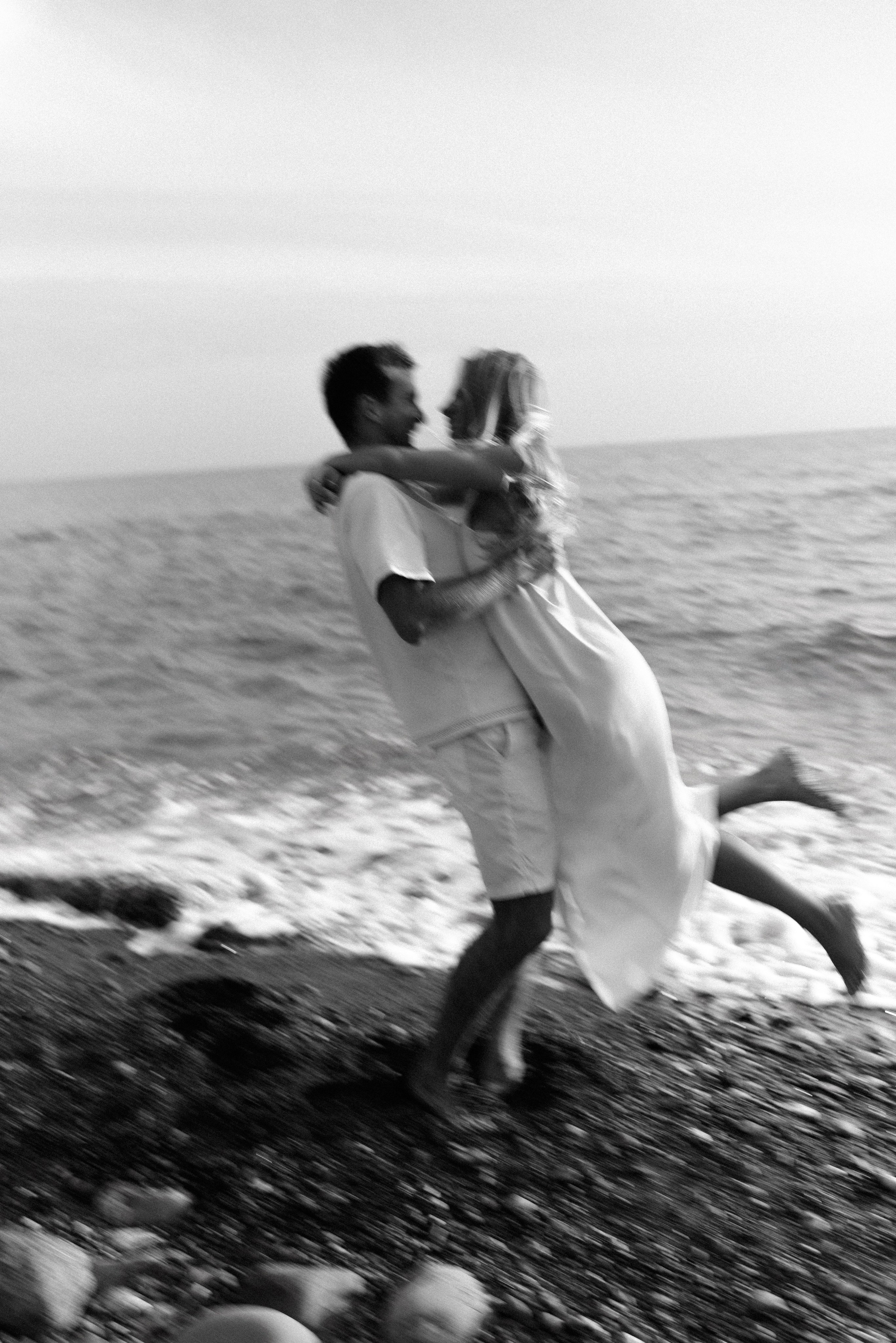 Фотосессия в Сочи для влюбленных пар на море — каждый кадр пропитан атмосферой легкости и счастья