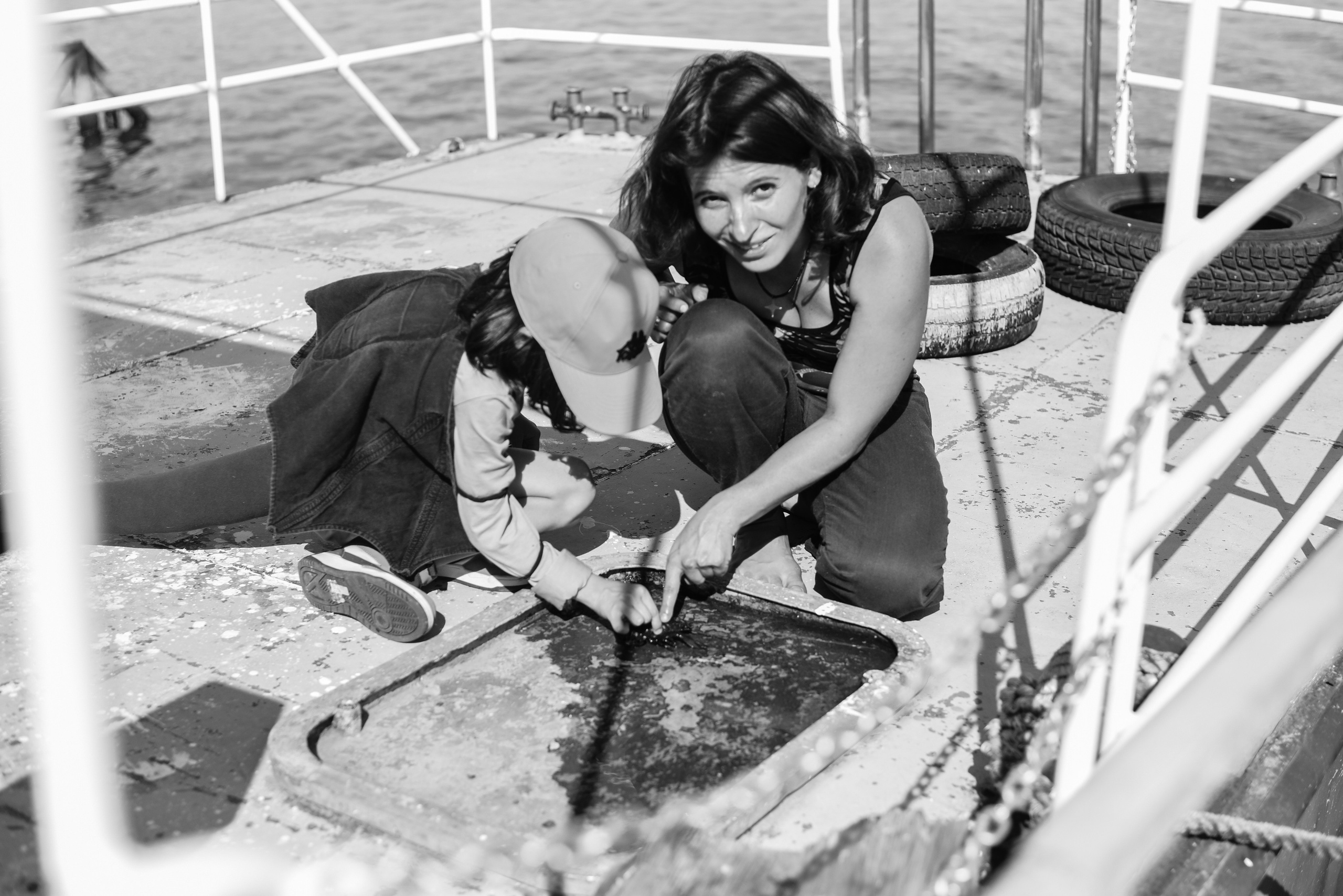 Берег, рак и капибара. Детский и семейный фотограф в Новосибирске Саша Дорошенко