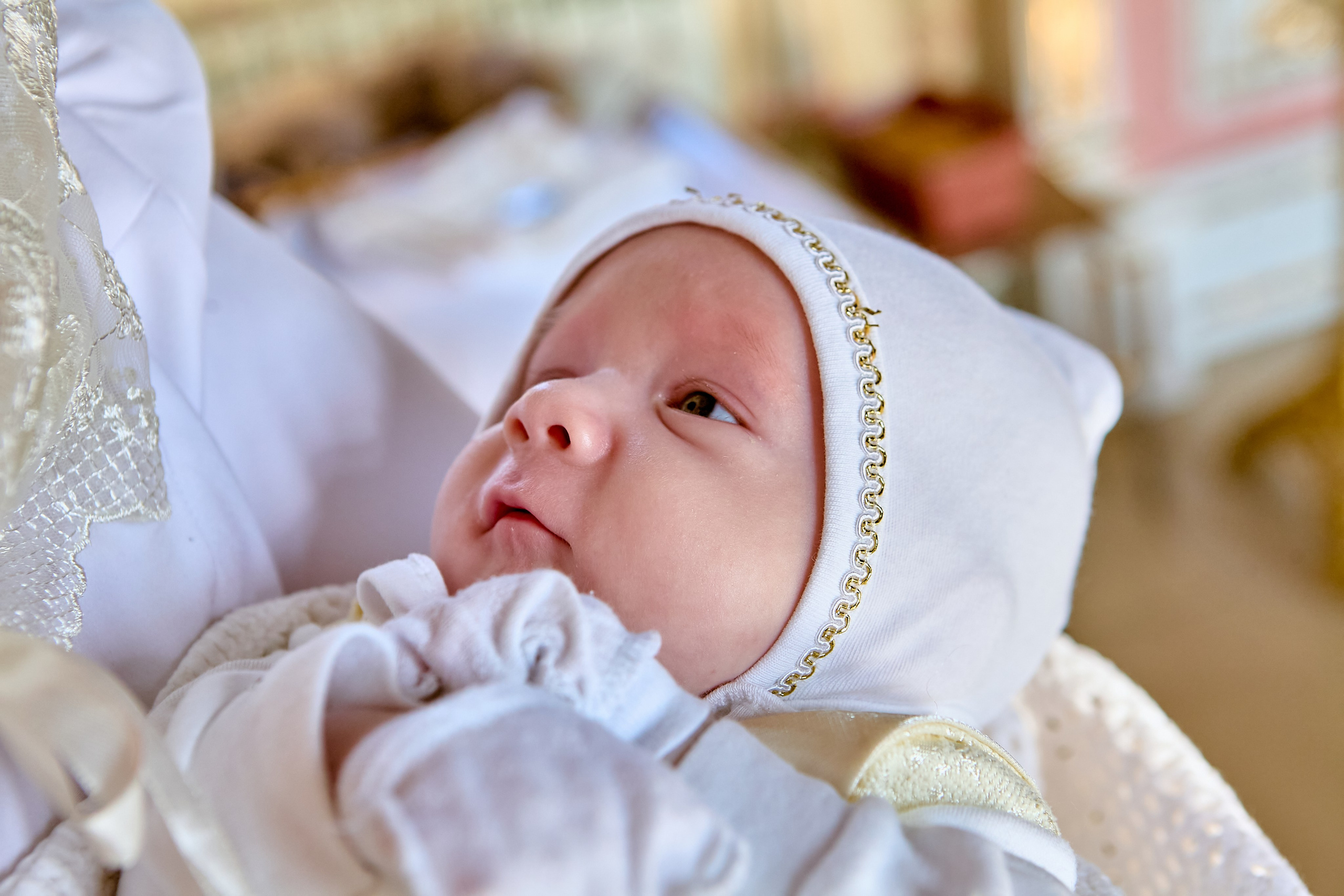 Лик младенца на крещении. Православный портретный фотограф г. Дзержинск
