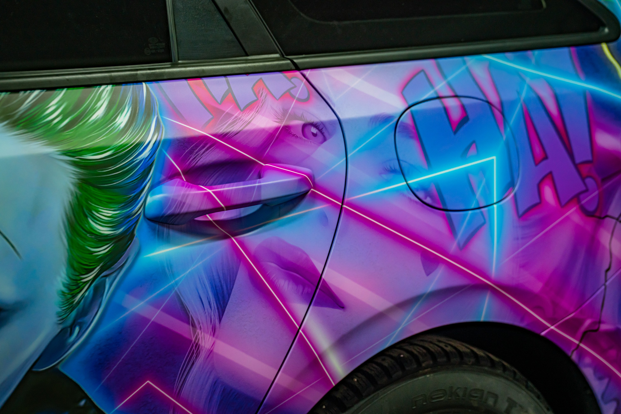 Винилография на KIA Ceed SW. Студия дизайна и оклейки авто Barmaley Design