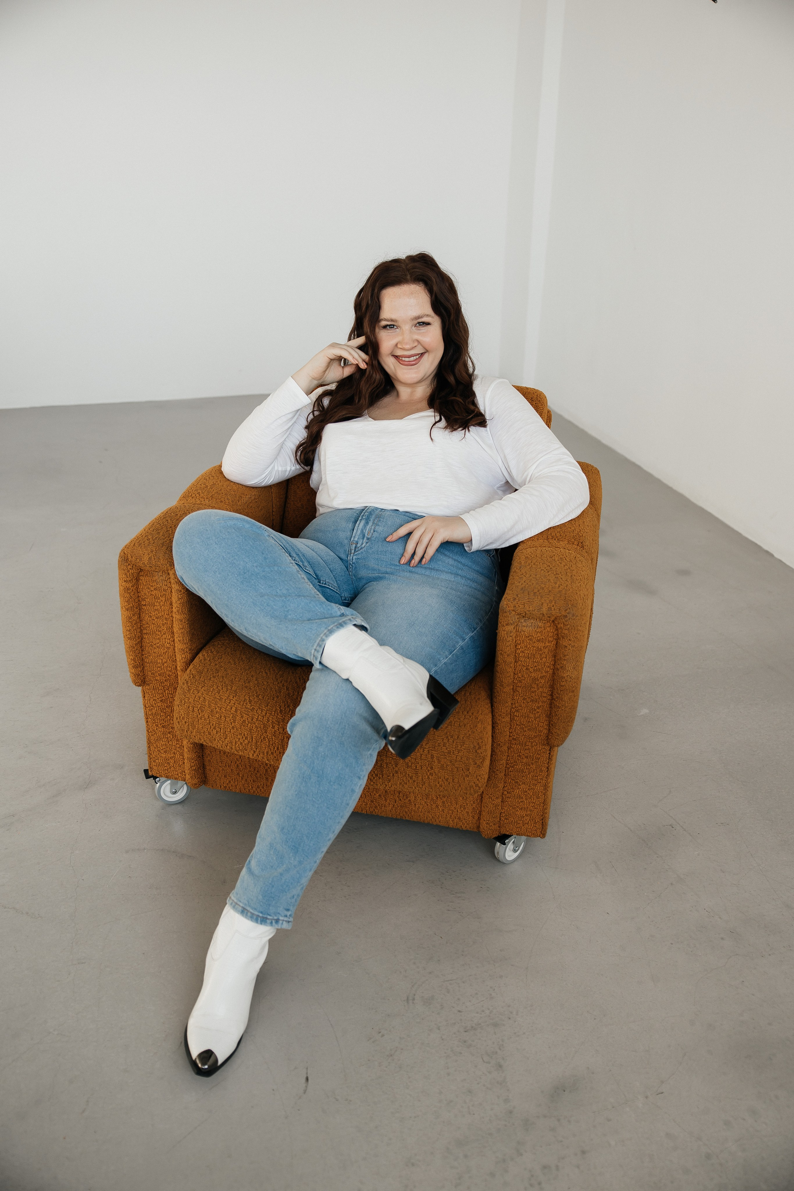 Екатерина, 56 р-р, 169 р-р. KED Production — продакшн из СПб. Создаём фото, видео и контент, который помогает брендам и селлерам продавать больше