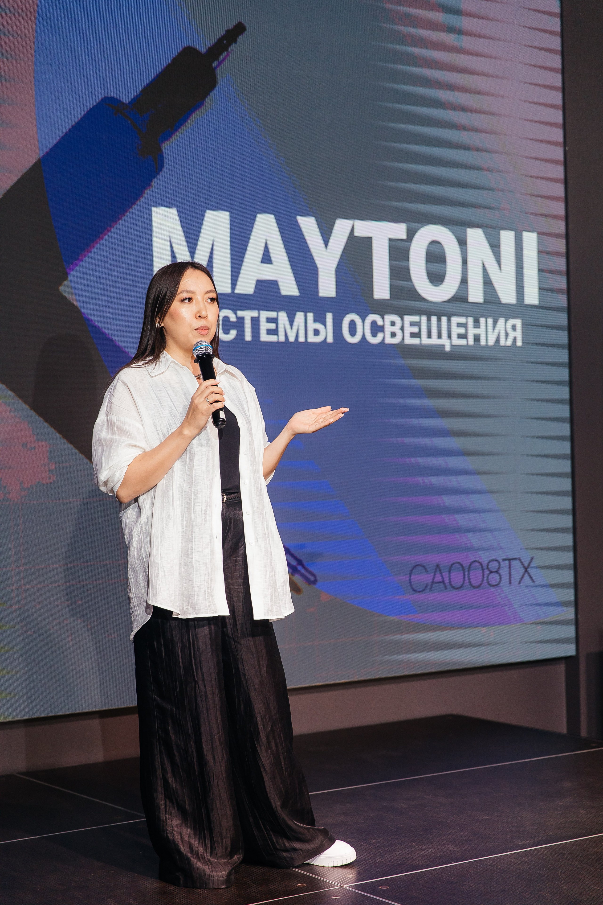 Презентация новинок систем света Maytoni в One way loft. Фотограф в Красноярске Надежда Воскресенская