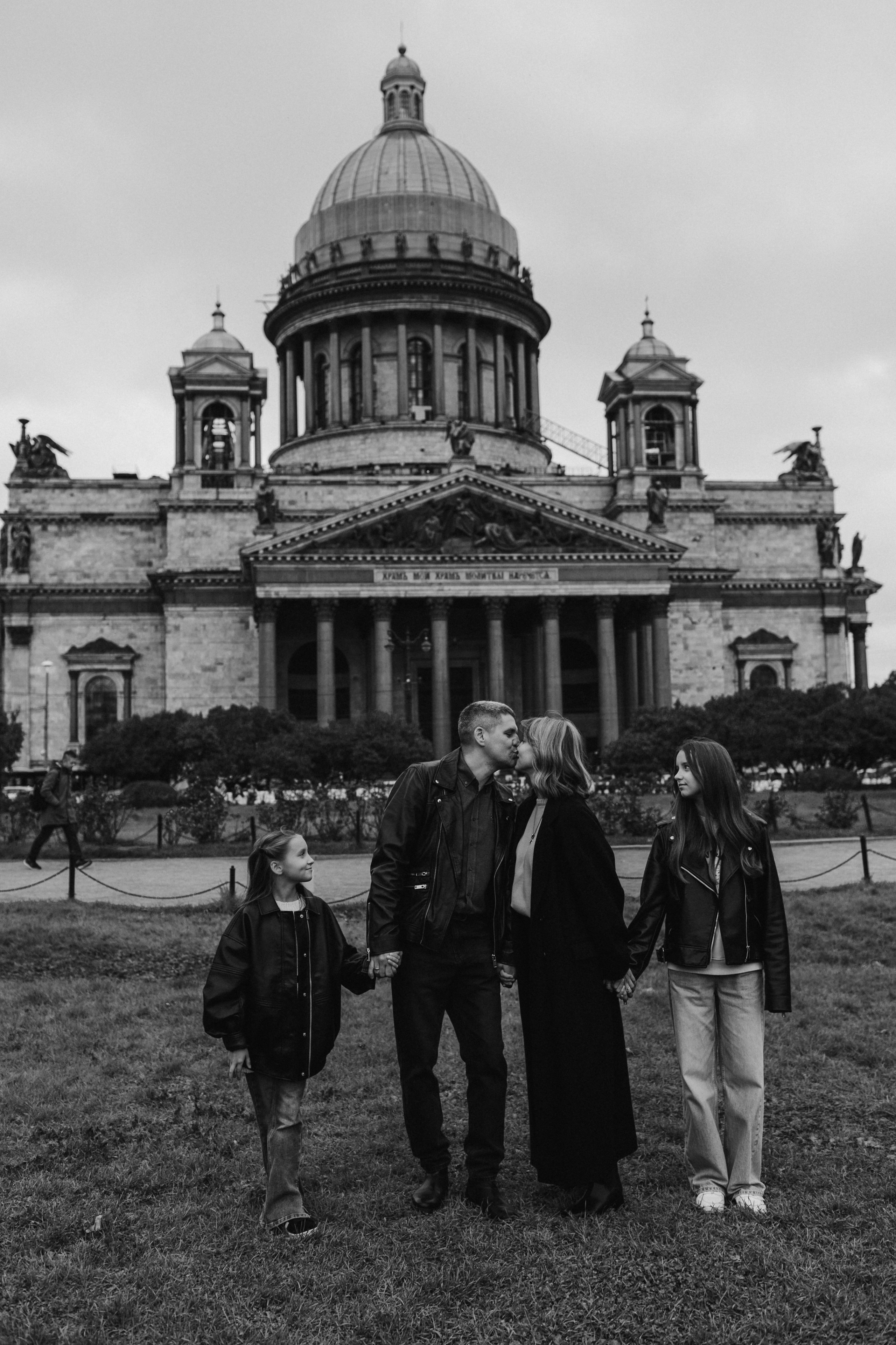 Наталия с семьей. Главная