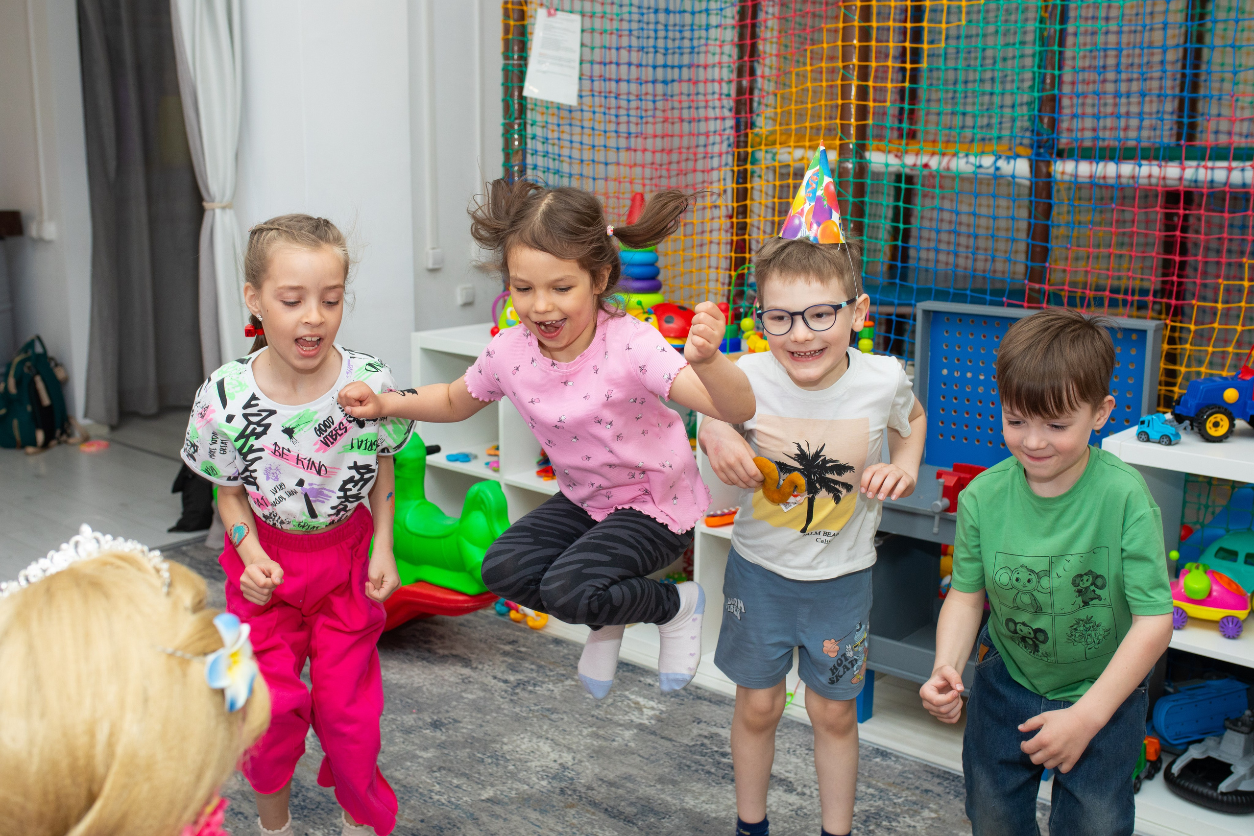 Улыбника -Василисе 6 лет!. Фотограф в Новосибирске Ася Зверева