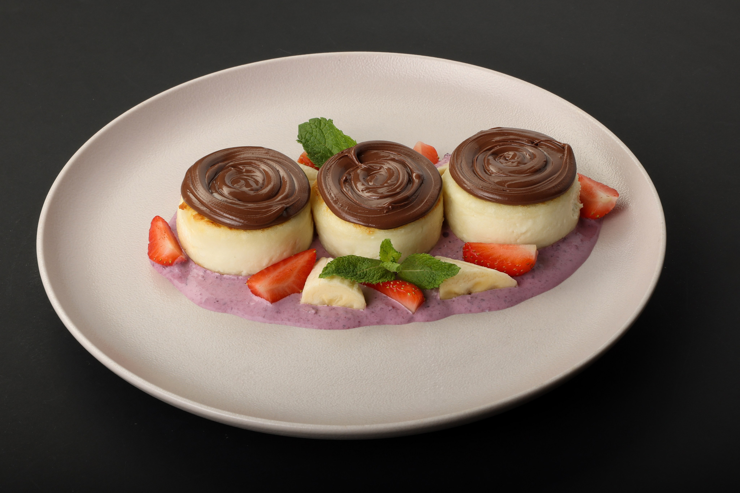 APPLEMANIA. Фотограф Самира Абдуллаева