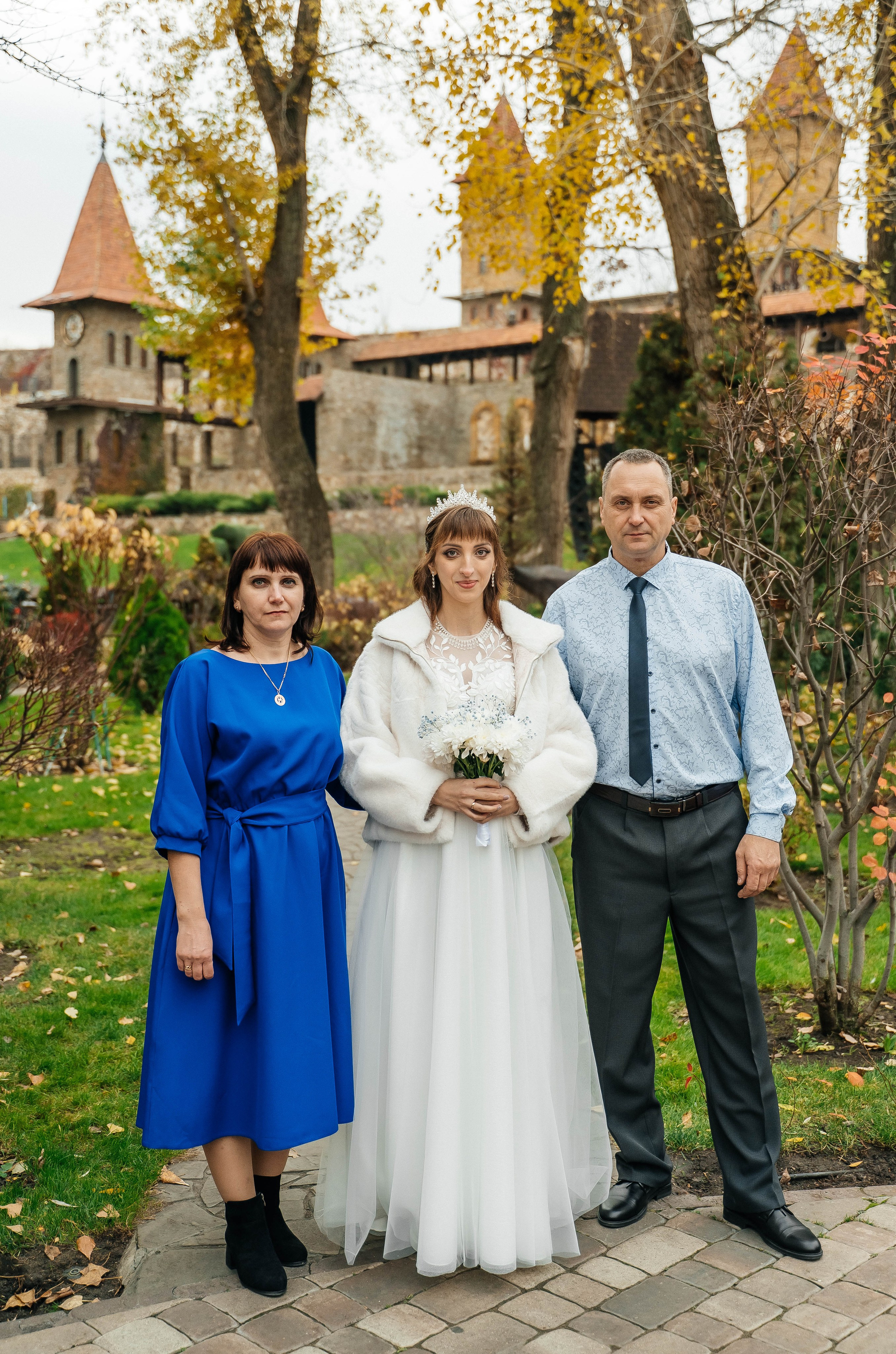 Ирина и Евгений, 08.11.25. Фотограф Виктория Казановская в Каменске-Шахтинском