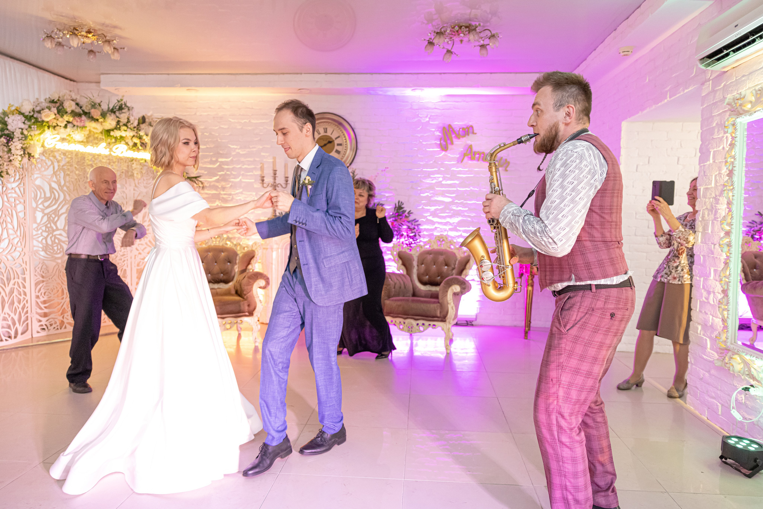 Александр и Диана. Свадебный фотограф Иван Петров