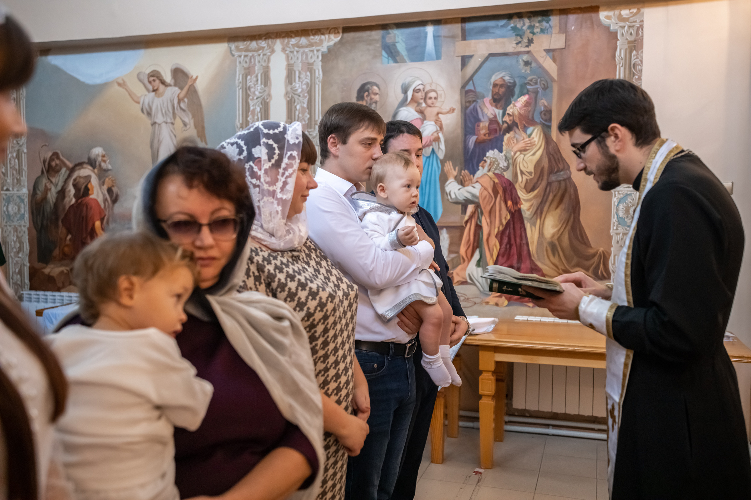 Таинство крещения Данила и Артема. Фотограф на крещение и венчание в Самаре и Тольятти Елена Арди