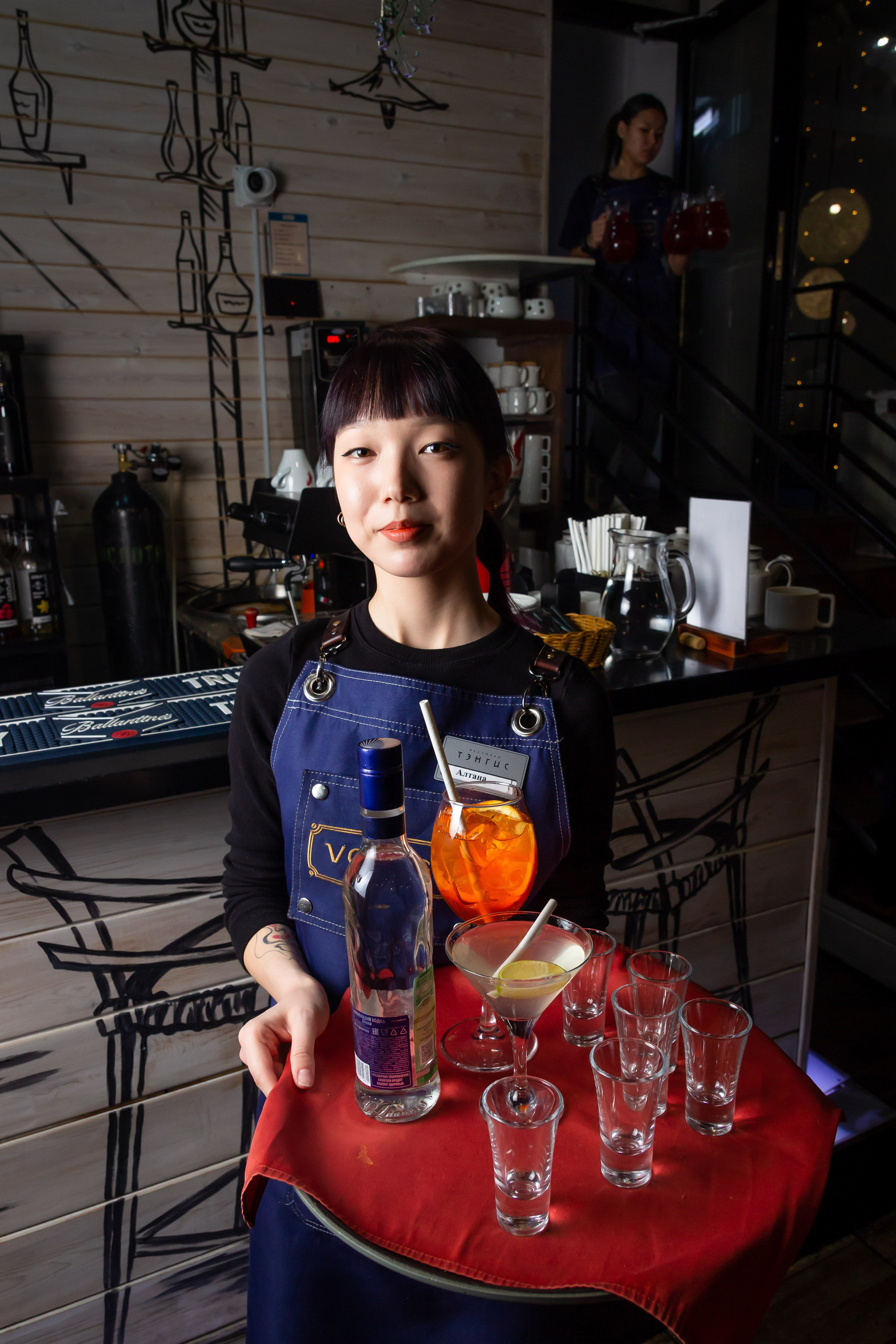 Бар. Александр Стряпунин — предметный фотограф в Улан-Удэ