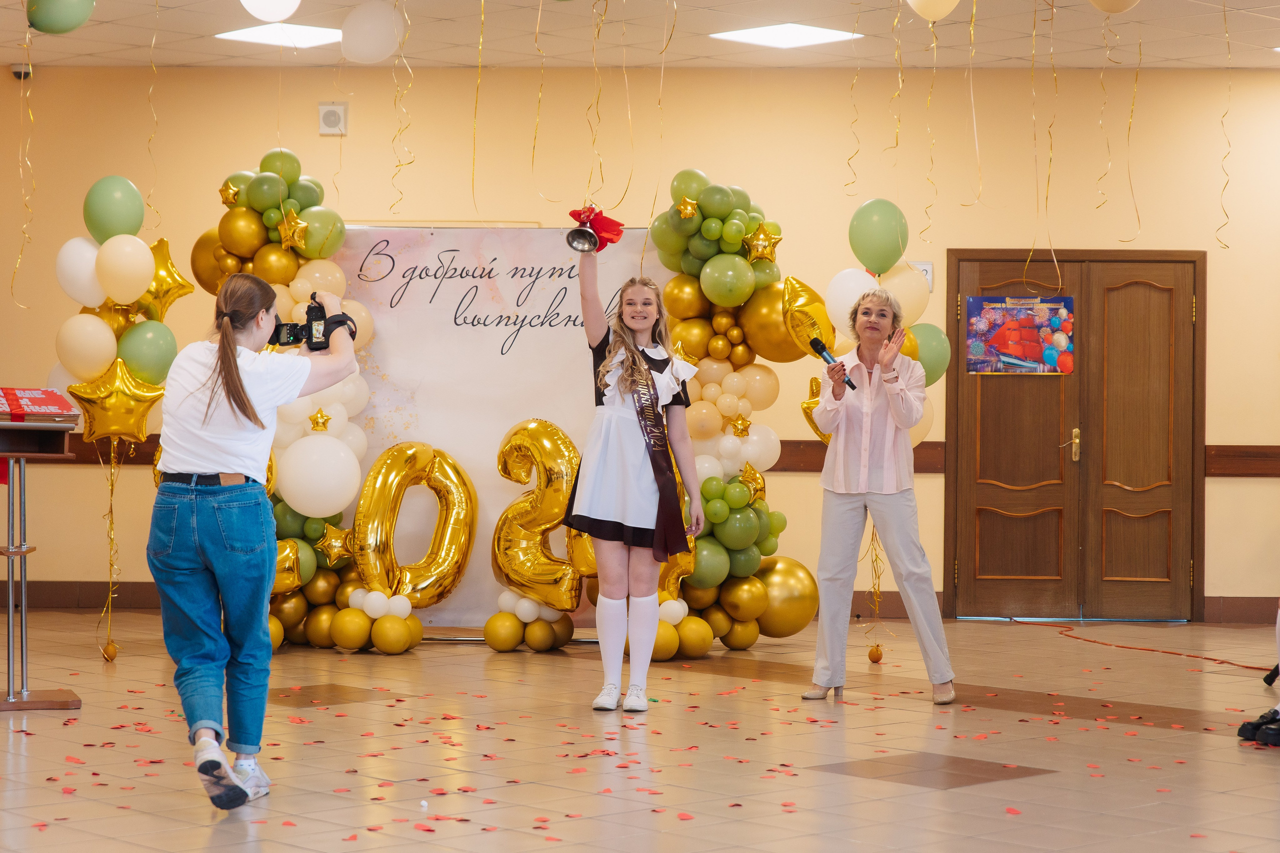 Последний звонок. Фотограф в Кронштадте и Санкт-Петербурге Анастасия Коваленко