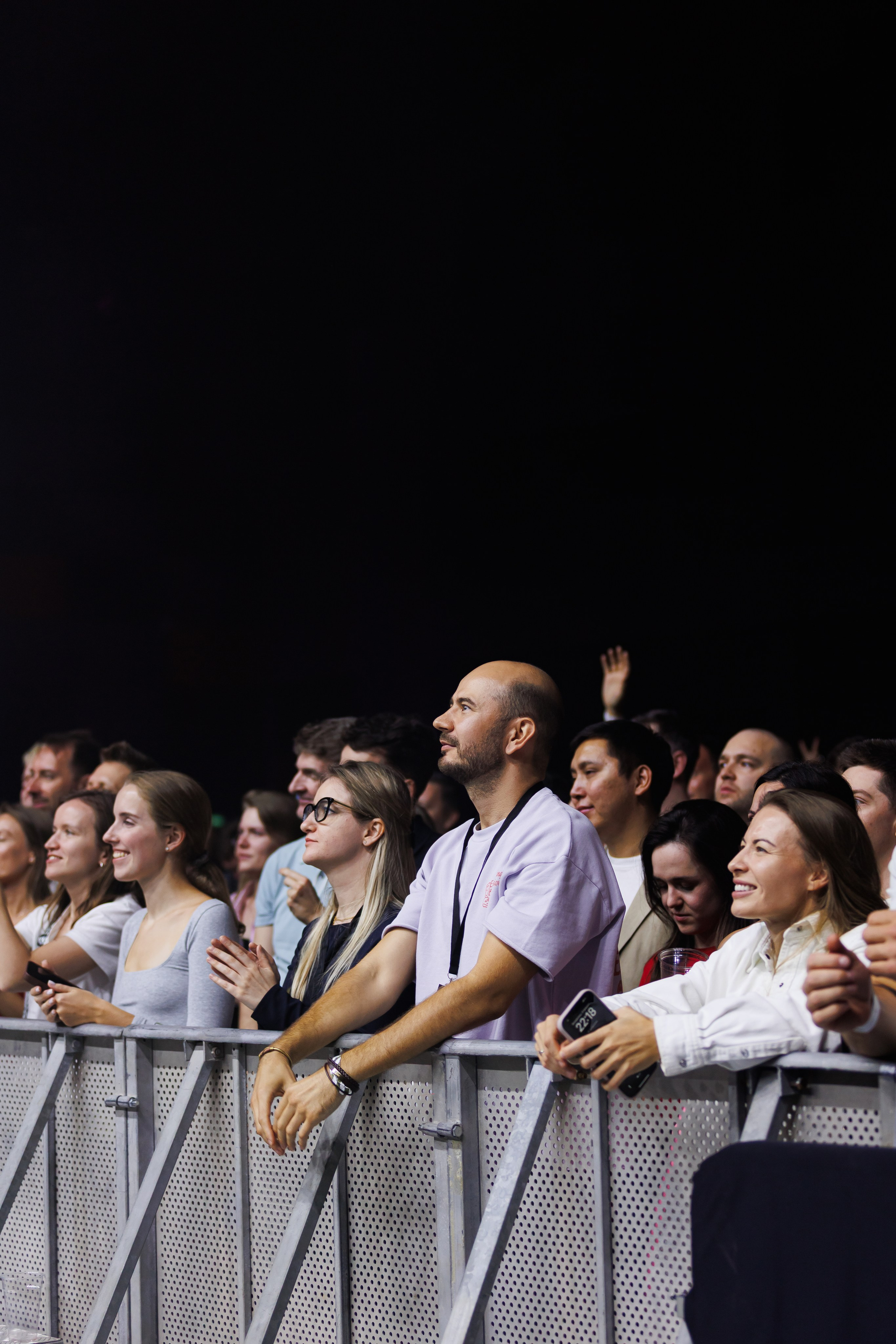 Concert Photography in Dubai — Anton Belyaev Live Performance. Evgen Yatsenko — Photographer in Dubai