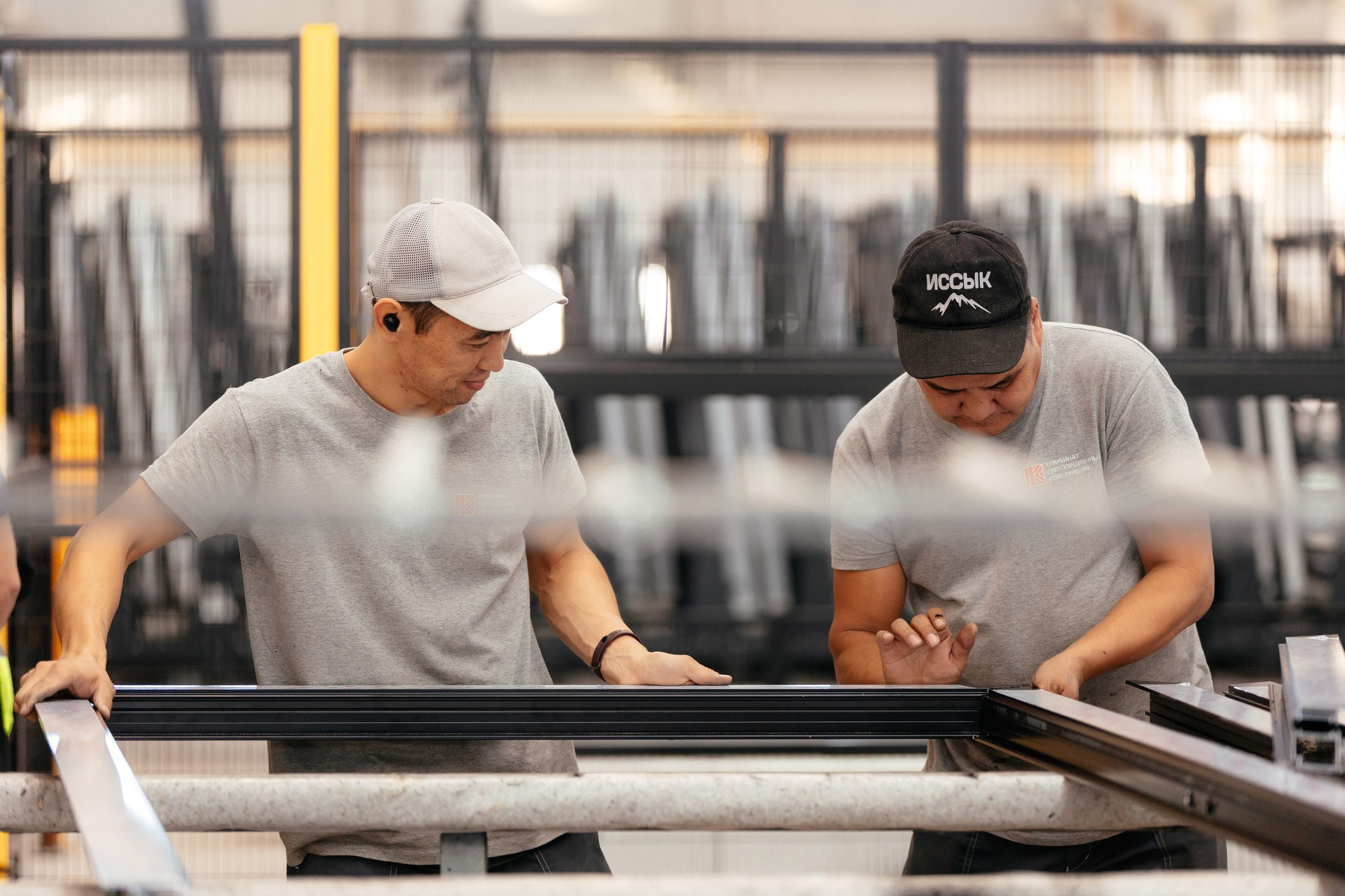 Техновид Плюс — производство светопрозрачных конструкций. Фотограф для бизнеса Константин Брусницын в Екатеринбурге