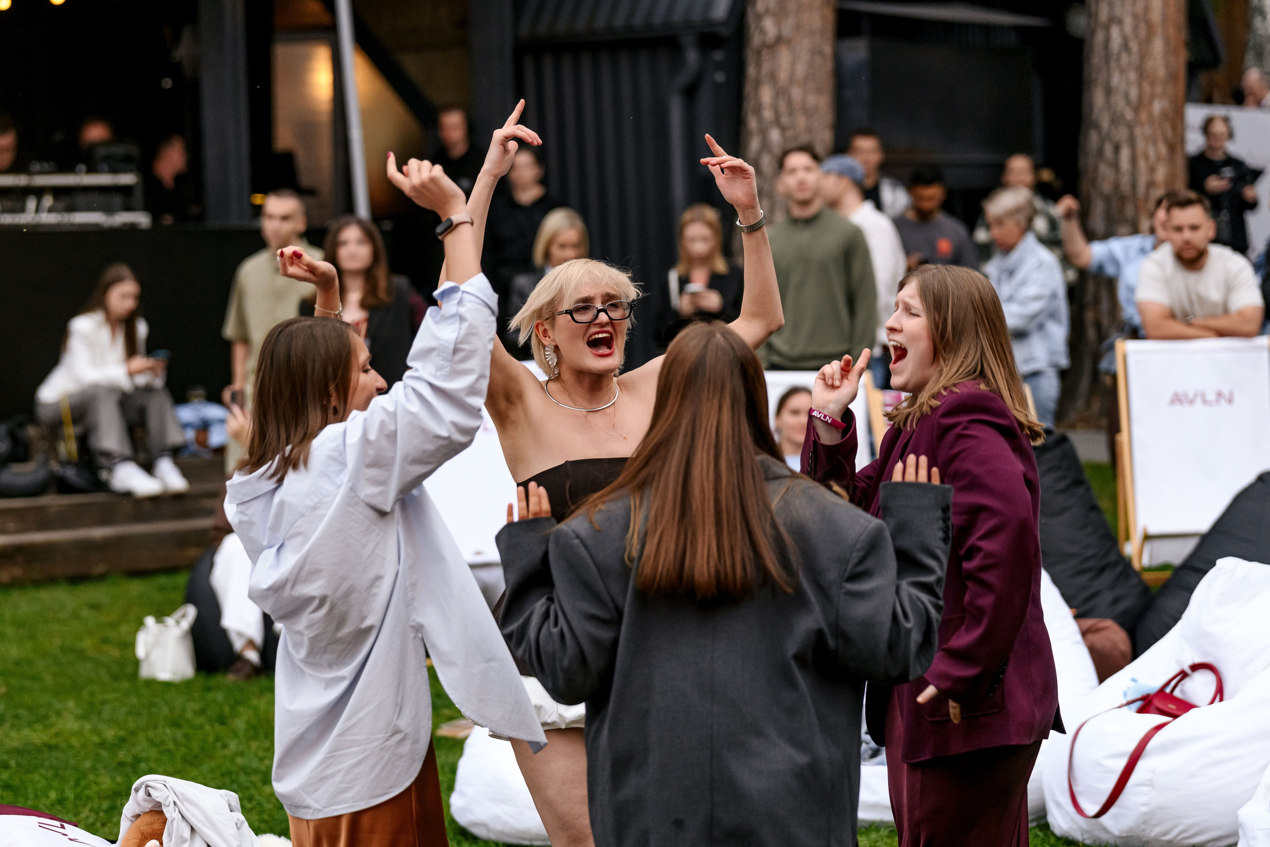 AVLON. Максим Комаров — Профессиональный фотограф