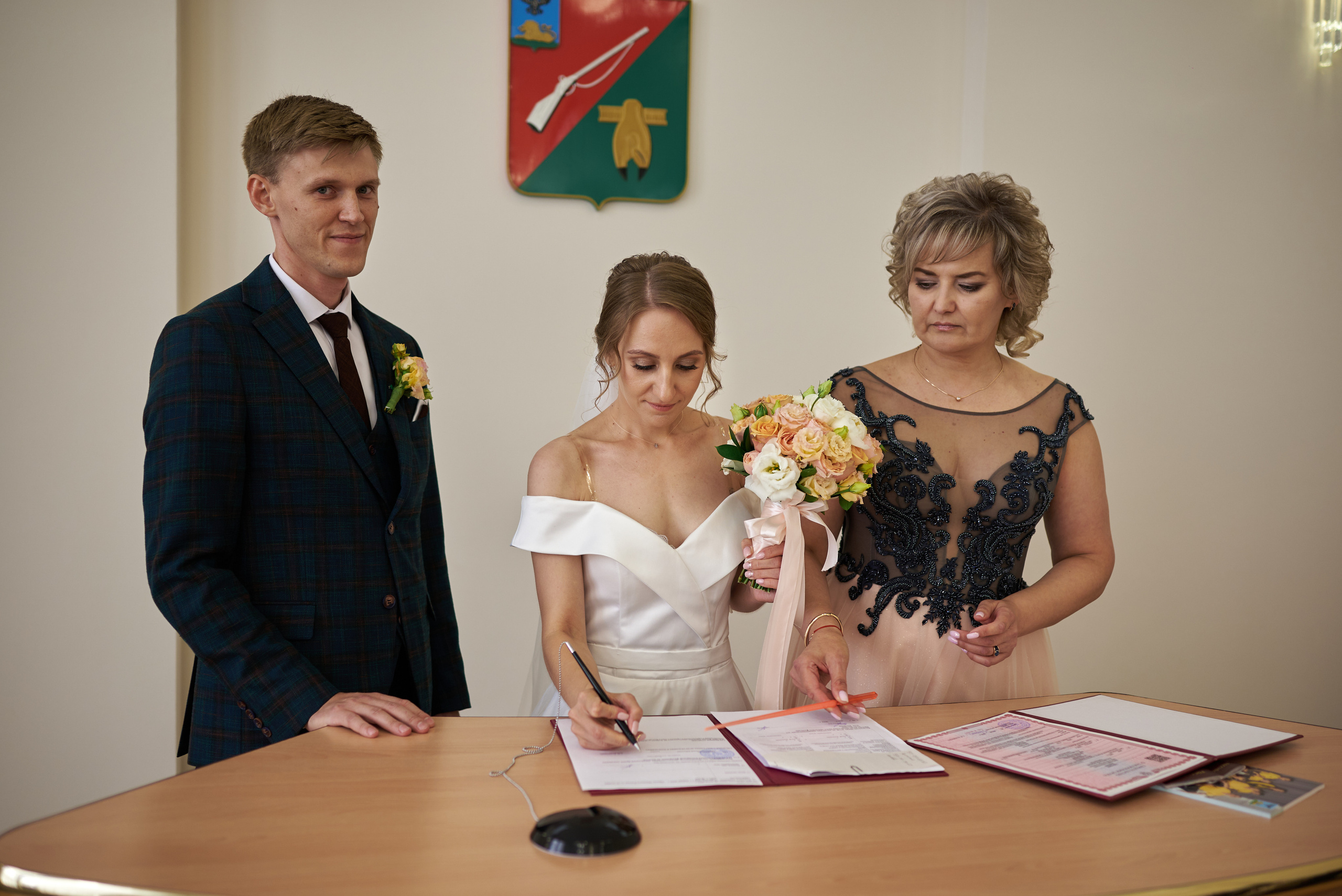 Фотограф в Старом Осколе, Губкине, Белгороде, кто лучший фотограф. Профессиональный фотограф Старый Оскол, Губкин — свадьба, венчание, крещение, юбилей и день рождения