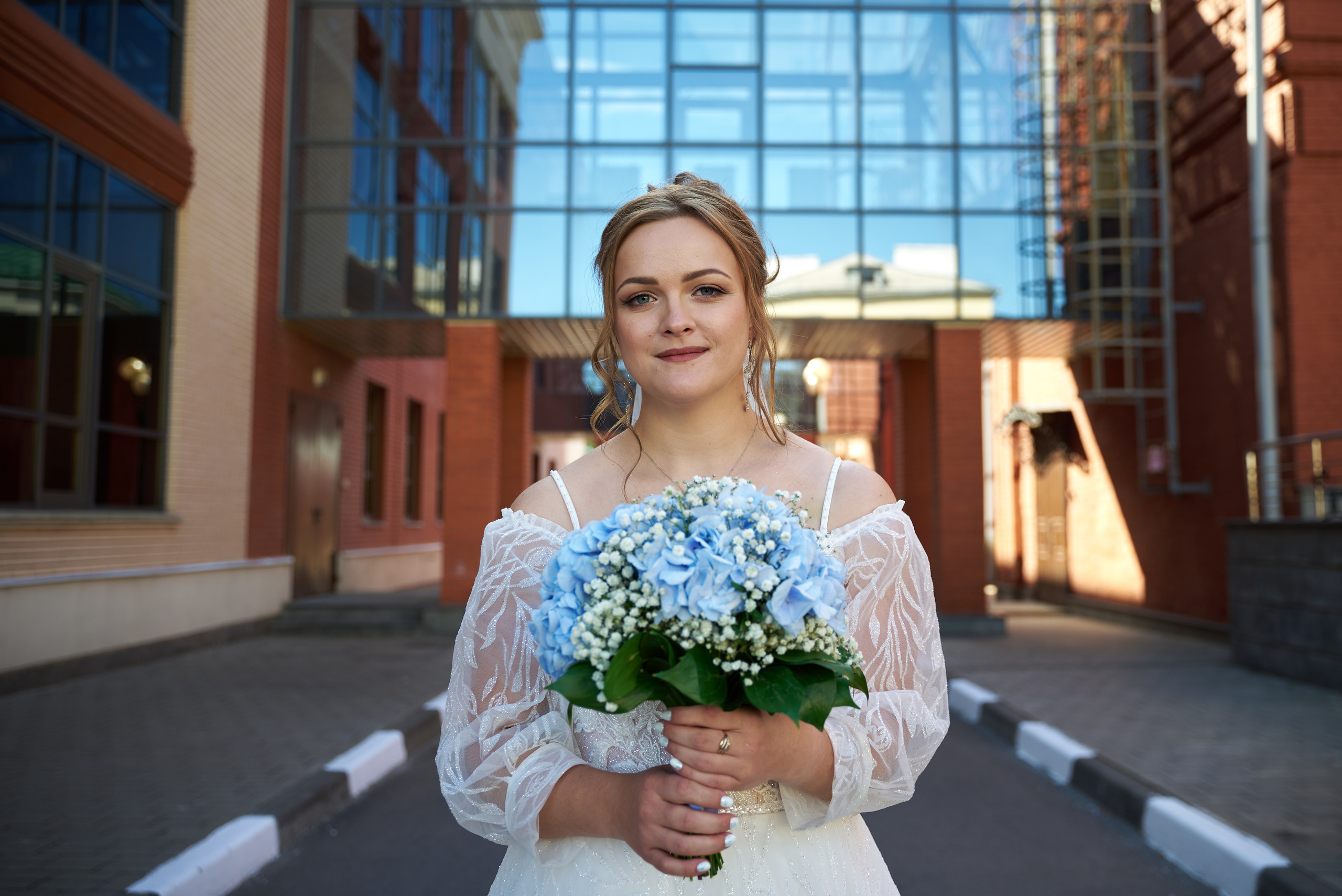 Анонс свадьбы Александра и Виктории. Профессиональный фотограф Старый Оскол, Губкин — свадьба, венчание, крещение, юбилей и день рождения