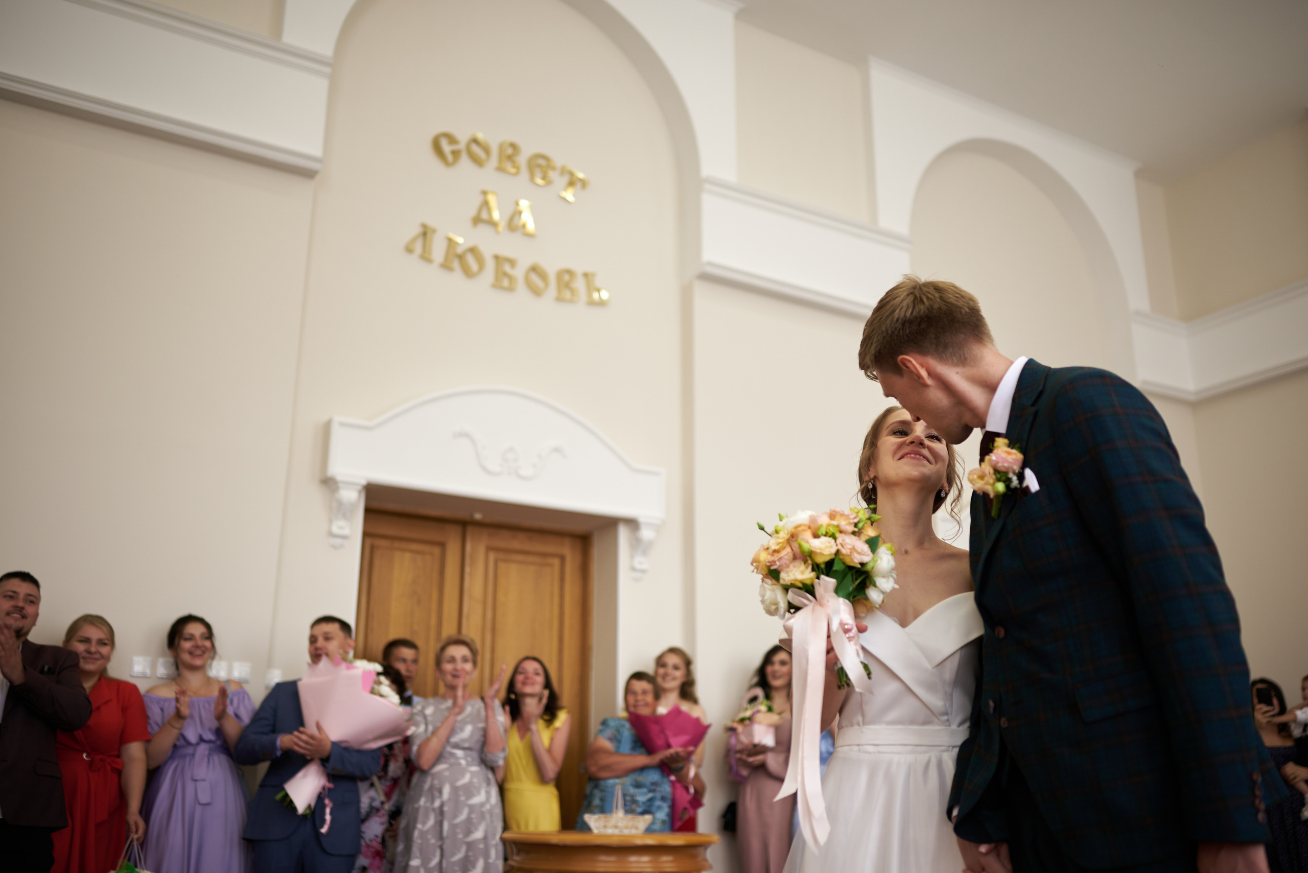 Фотограф в Старом Осколе, Губкине, Белгороде, кто лучший фотограф. Профессиональный фотограф Старый Оскол, Губкин — свадьба, венчание, крещение, юбилей и день рождения