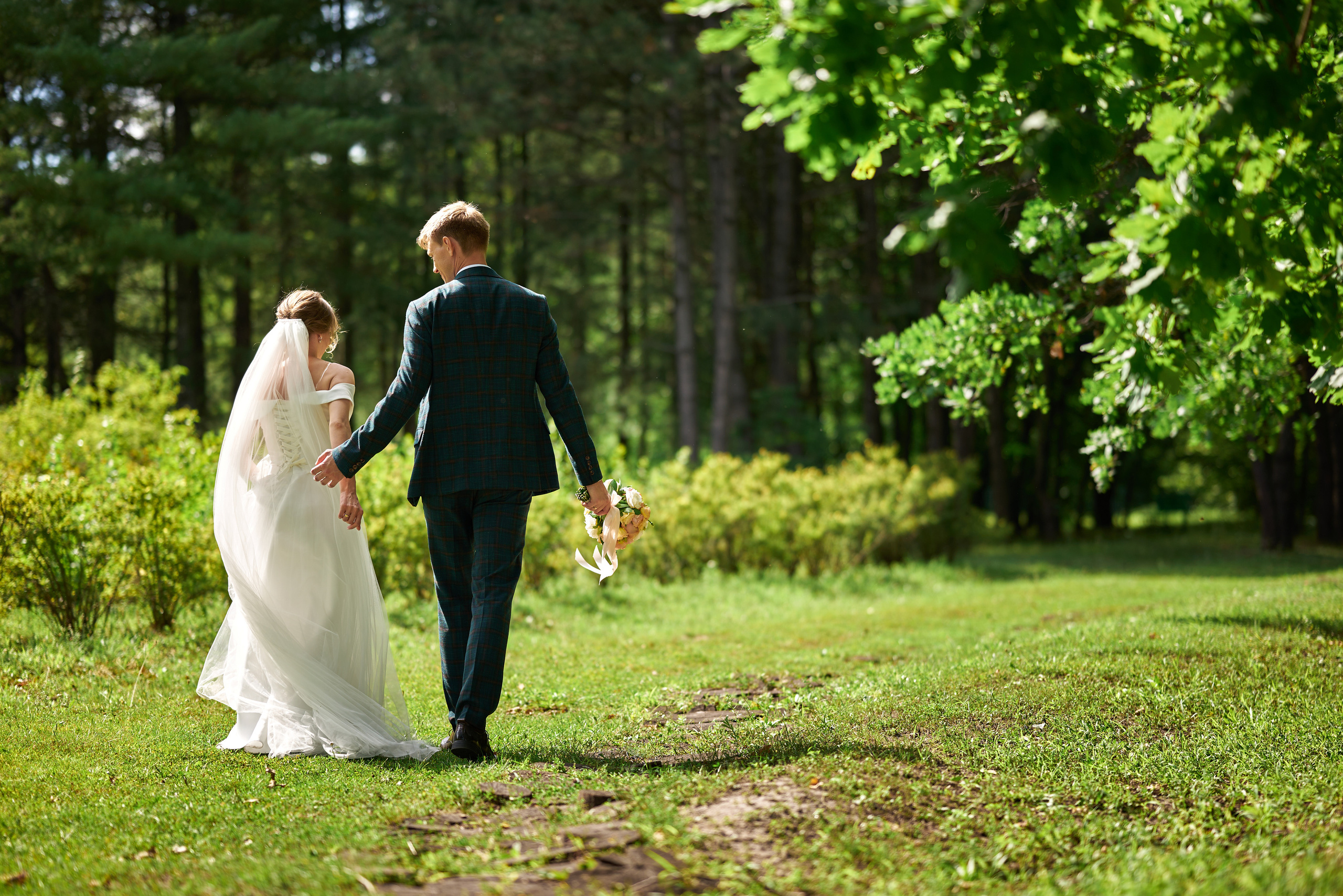 Фотограф в Старом Осколе, Губкине, Белгороде, кто лучший фотограф. Профессиональный фотограф Старый Оскол, Губкин — свадьба, венчание, крещение, юбилей и день рождения