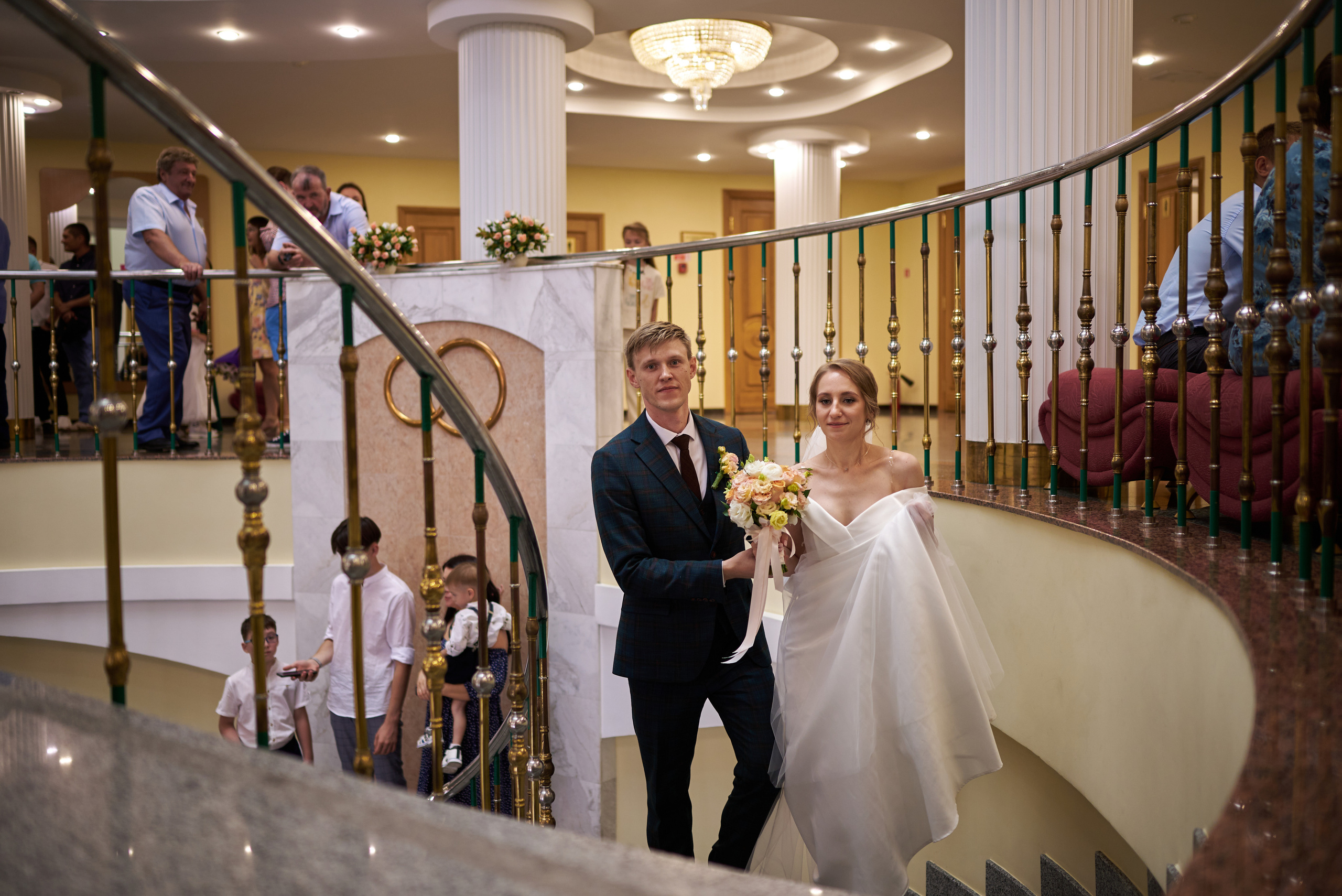 Фотограф в Старом Осколе, Губкине, Белгороде, кто лучший фотограф. Профессиональный фотограф Старый Оскол, Губкин — свадьба, венчание, крещение, юбилей и день рождения