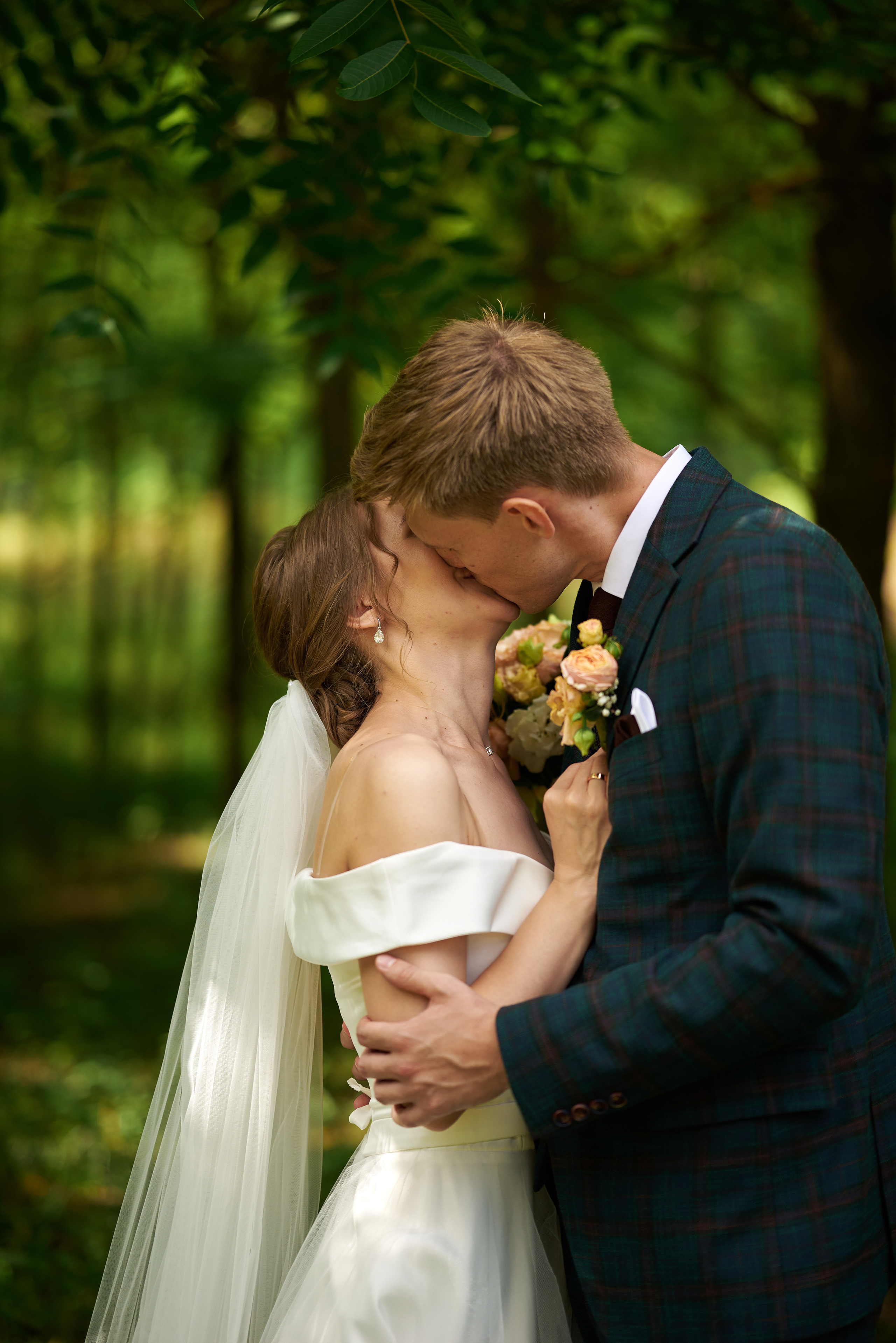 Фотограф в Старом Осколе, Губкине, Белгороде, кто лучший фотограф. Профессиональный фотограф Старый Оскол, Губкин — свадьба, венчание, крещение, юбилей и день рождения