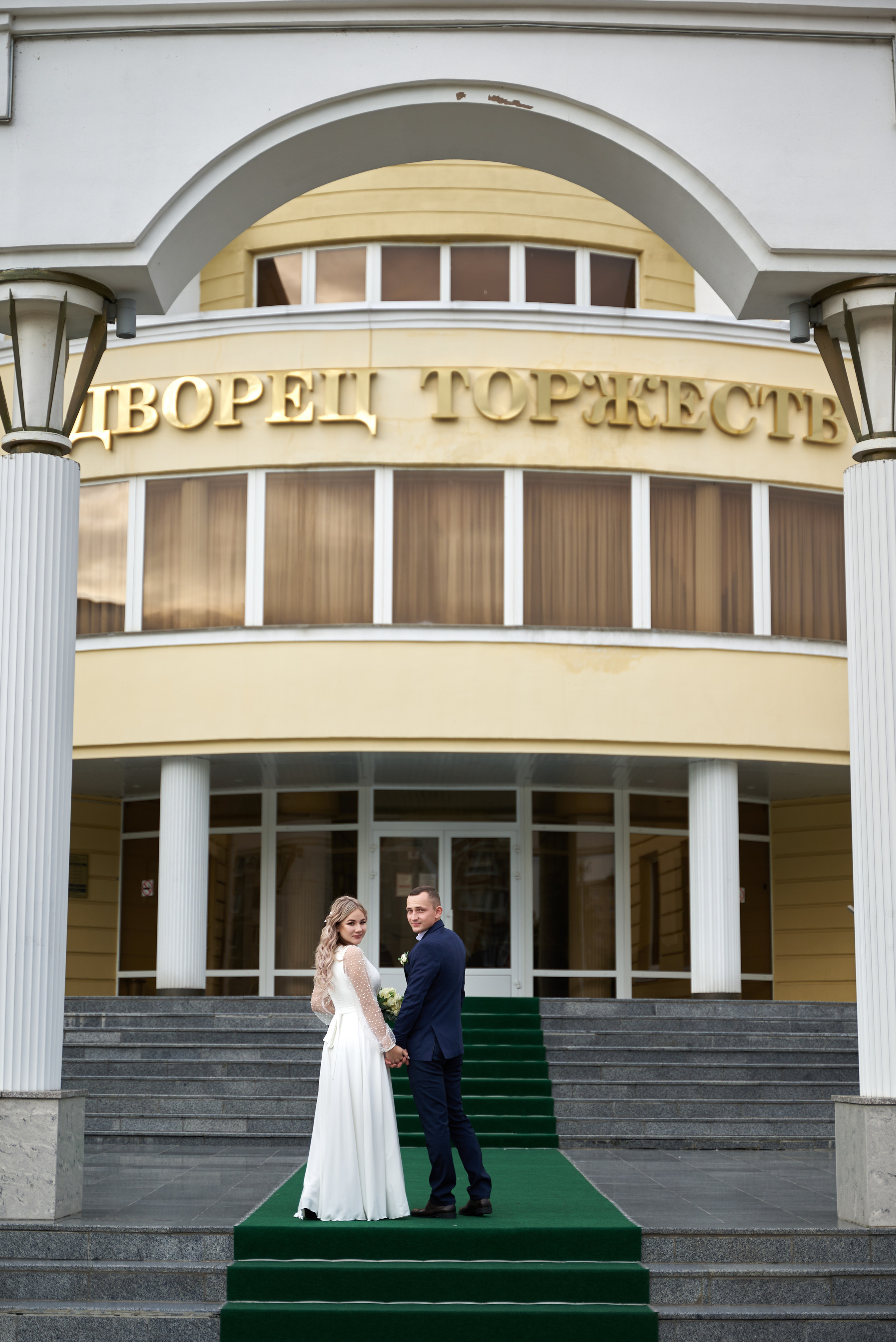 Фотограф Старый оскол, лучший фотограф, заказать фотографа. Профессиональный фотограф Старый Оскол, Губкин — свадьба, венчание, крещение, юбилей и день рождения