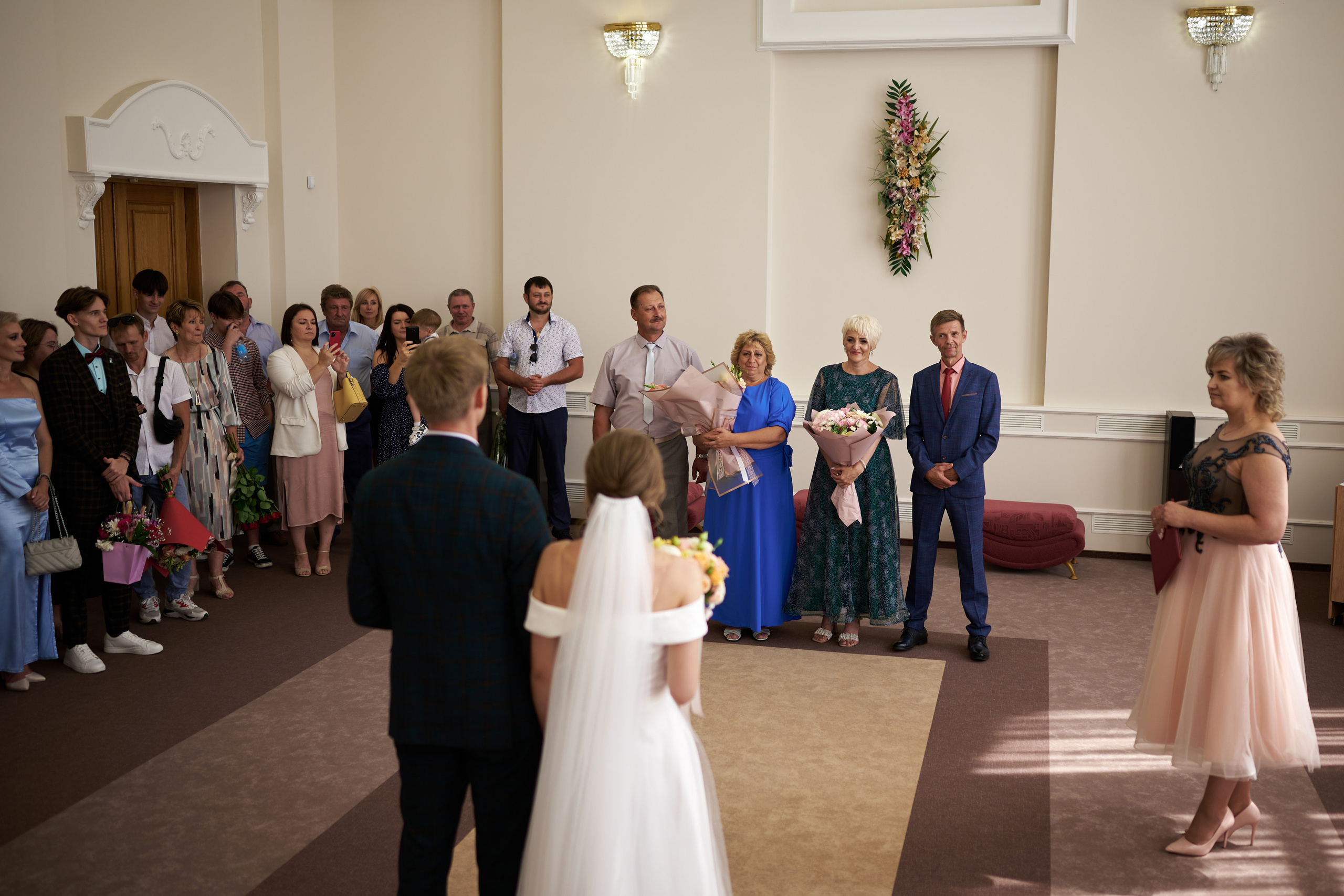 Фотограф в Старом Осколе, Губкине, Белгороде, кто лучший фотограф. Профессиональный фотограф Старый Оскол, Губкин — свадьба, венчание, крещение, юбилей и день рождения