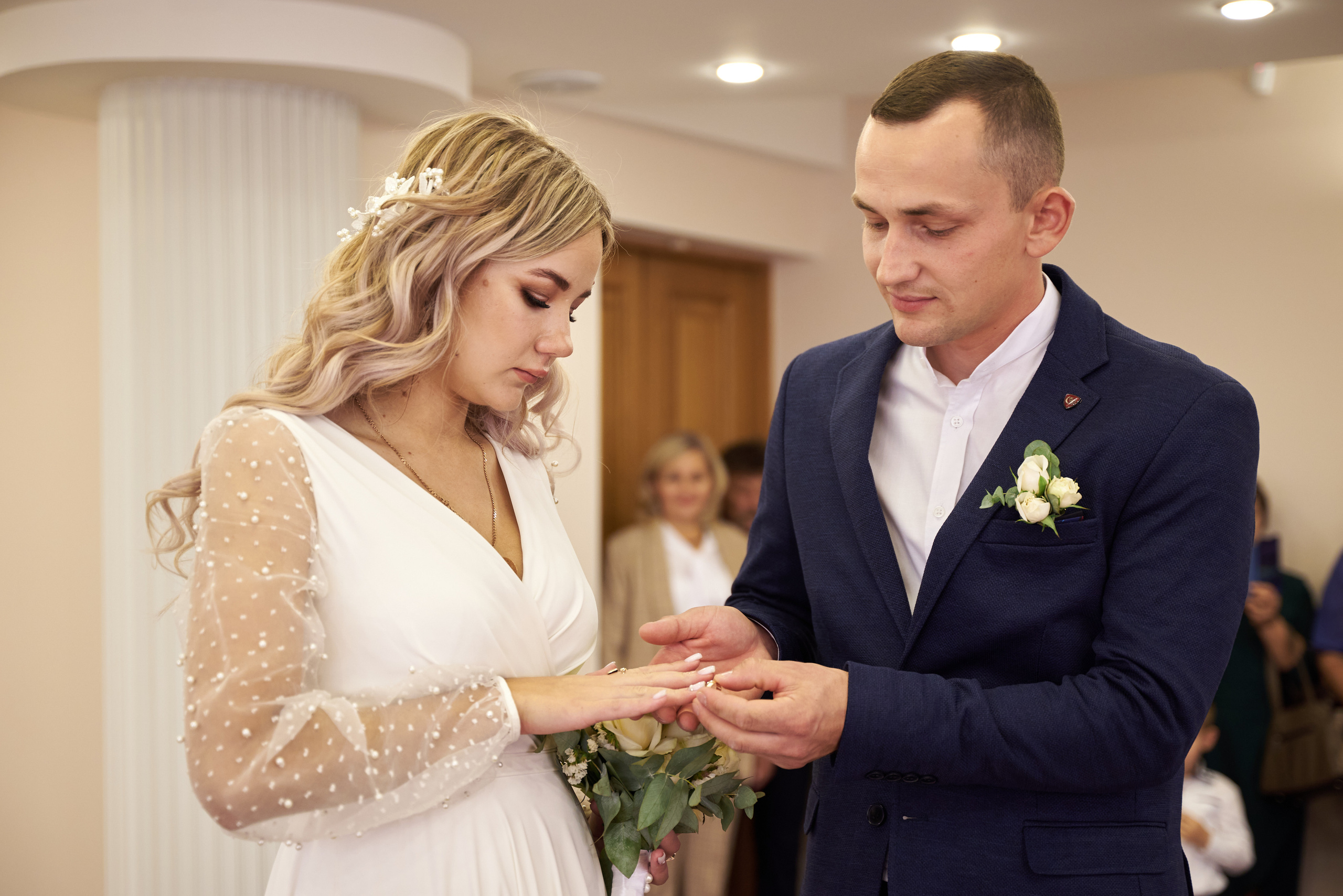 Фотограф Старый оскол, лучший фотограф, заказать фотографа. Профессиональный фотограф Старый Оскол, Губкин — свадьба, венчание, крещение, юбилей и день рождения