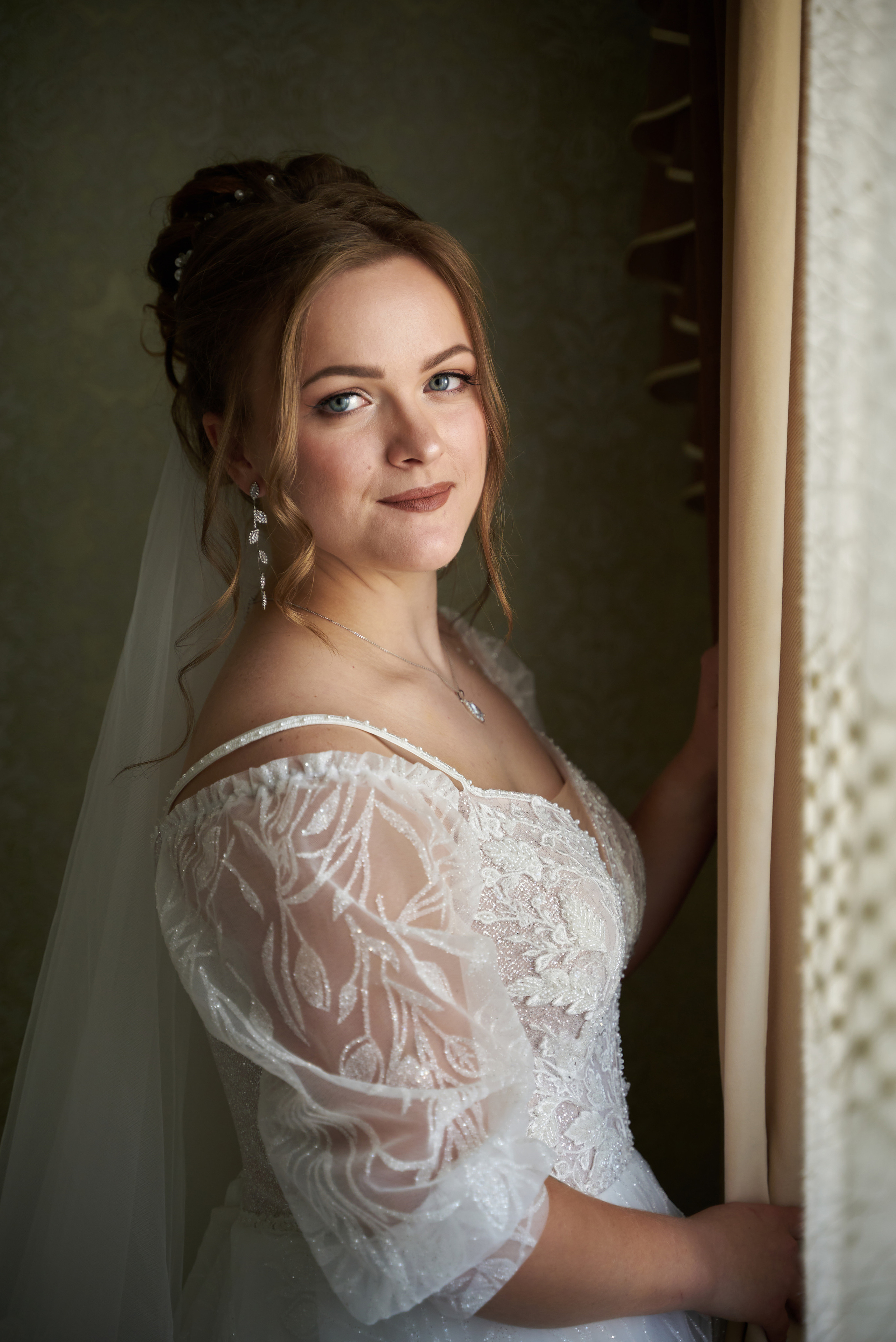 Анонс свадьбы Александра и Виктории. Профессиональный фотограф Старый Оскол, Губкин — свадьба, венчание, крещение, юбилей и день рождения