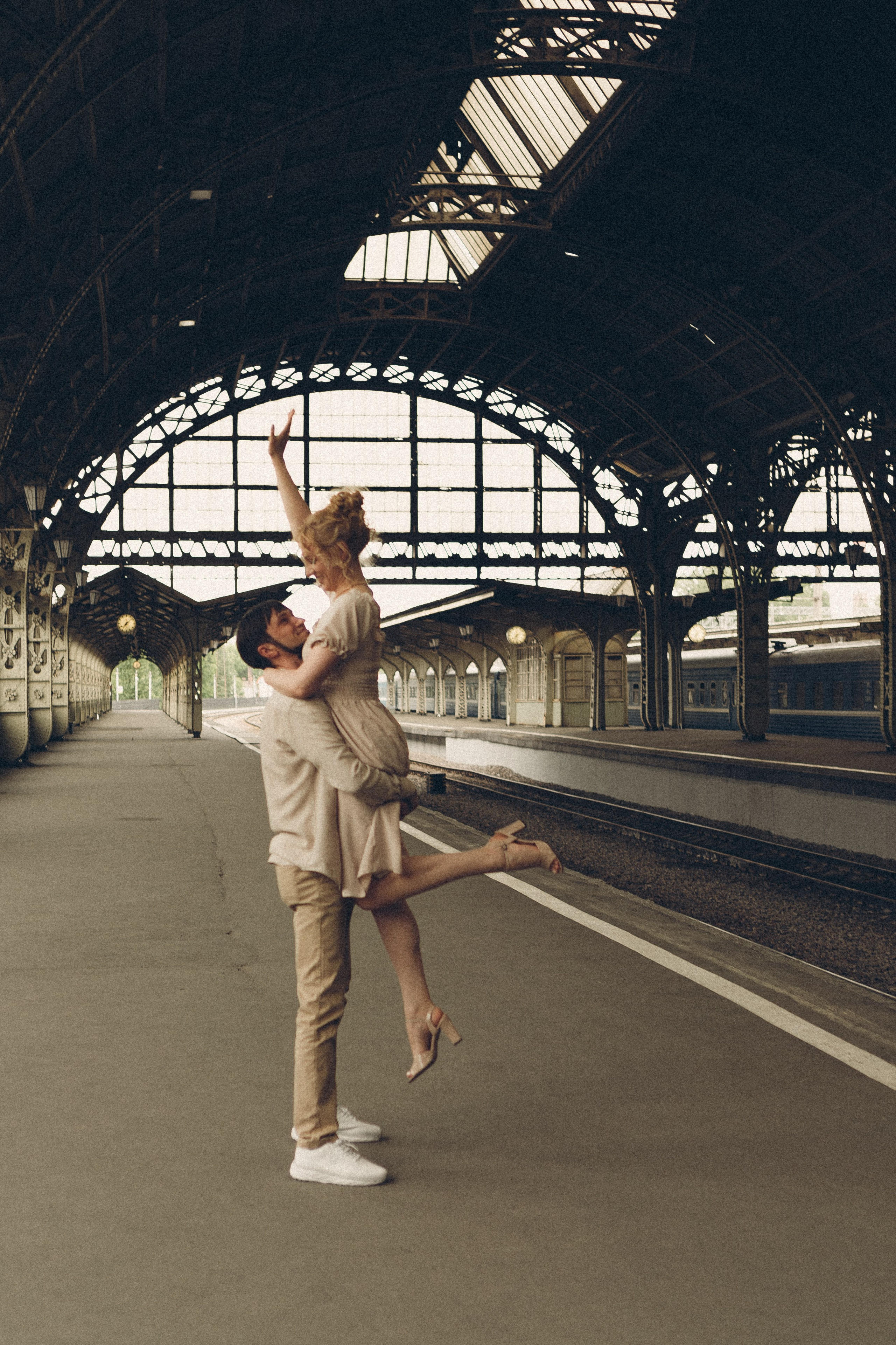 ПРОГУЛКА НА ВИТЕБСКОМ ВОКЗАЛЕ. Профессиональный фотограф, Санкт-Петербург — Виктория Богомолова