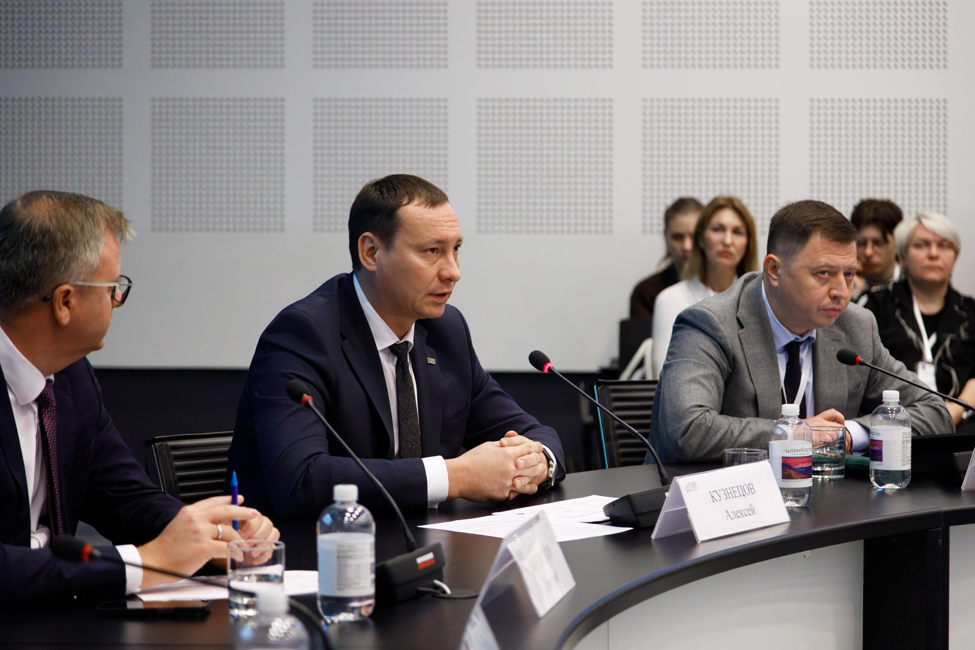 «Строим будущее Сибирь» 2025. Бизнес фотограф в Новосибирске Александр Рощин