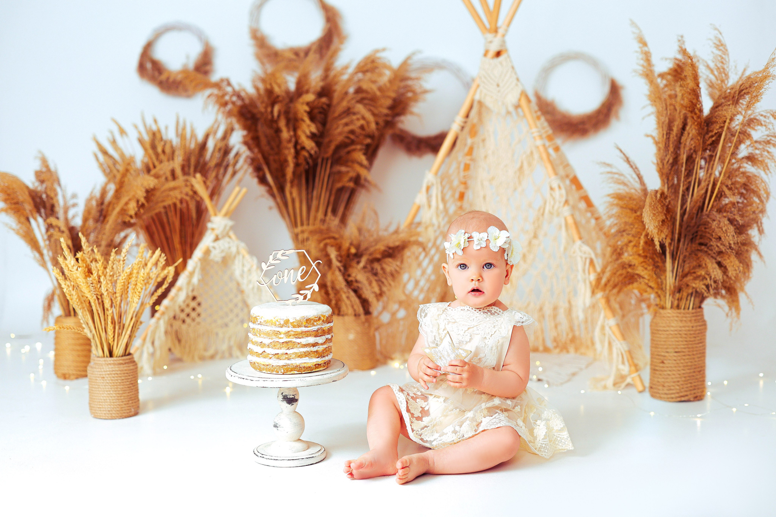 Малышки Антураж