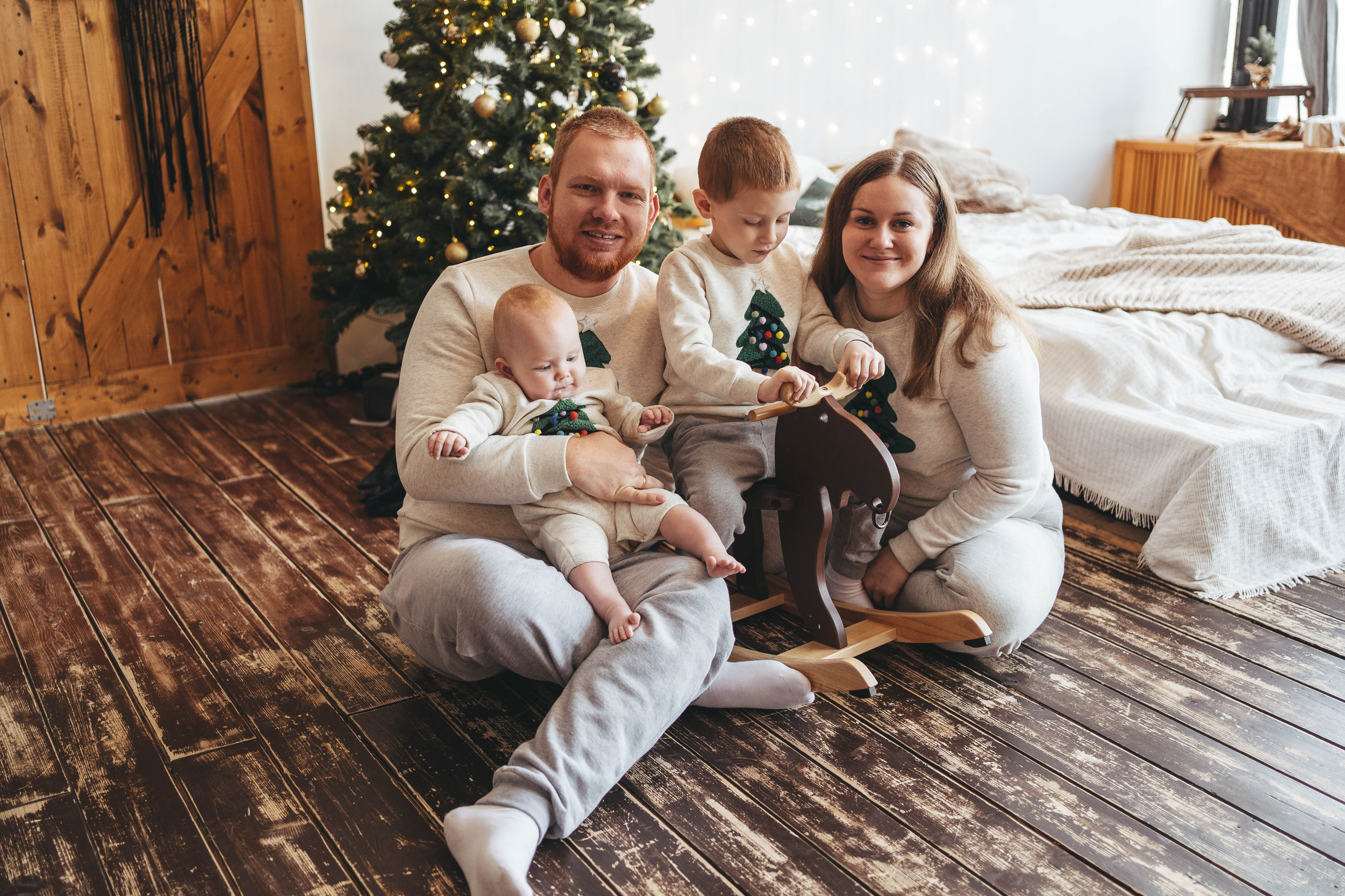 Вика, Вероника, Андрей, Роман. Главная