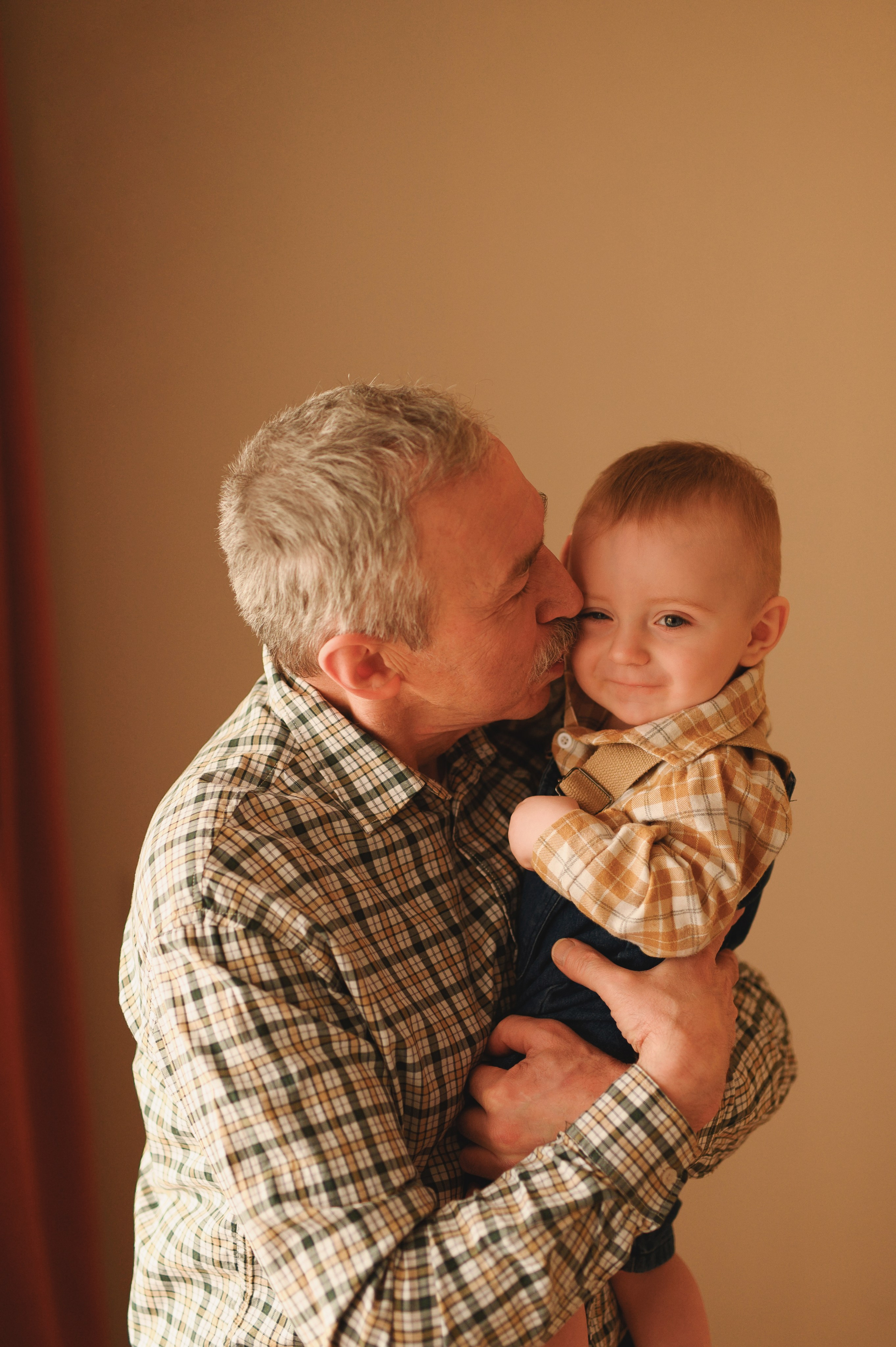 Съемка годика, годовасие, фотосессия в день рождения. НЬЮБОРН ФОТОСЕССИИ, БЕРЕМЕННОСТЬ, ПОРТРЕТНЫЕ СЕМЕЙНЫЕ ФОТОСЕССИИ  Ногинск Москва ОЛЬГА ВОГЕЛЬ