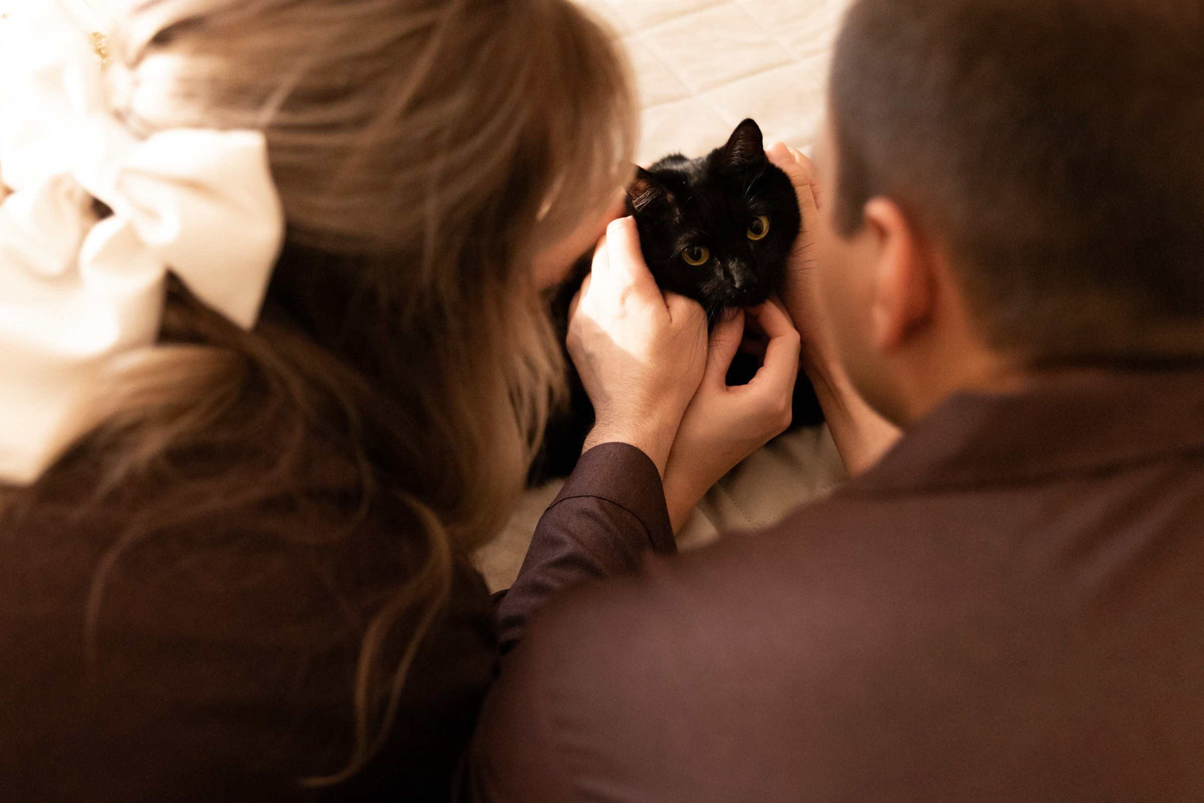 Распаковывать подарки. Свадебный фотограф Марьям Сайфулина г. Красноярск