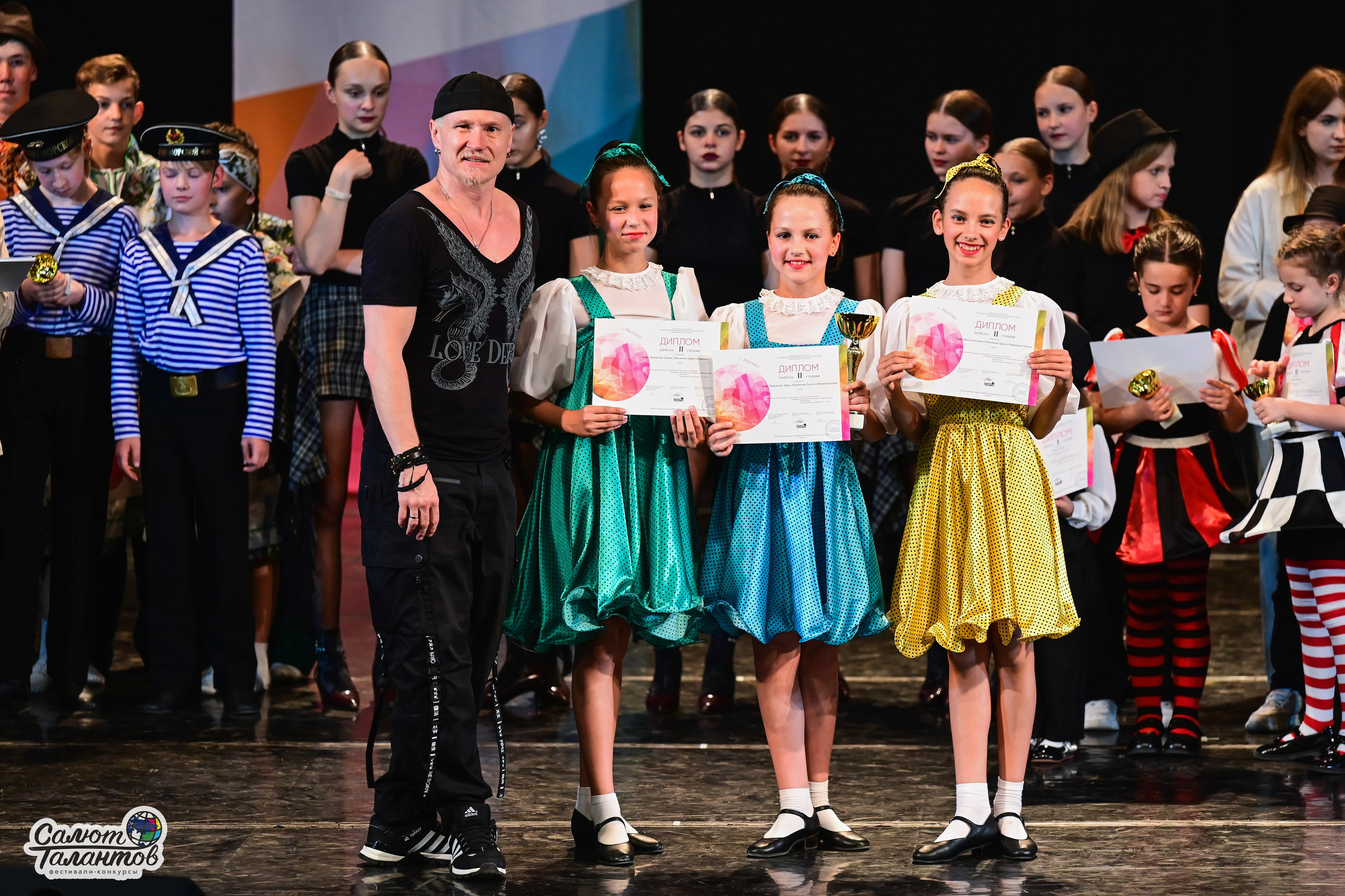 14.06.2025 «Салют Талантов» 41-й Международный фестиваль-конкурс «МОСКВА ВЕРИТ ТАЛАНТАМ» г. Москва. Медиастудия Фото Концепт