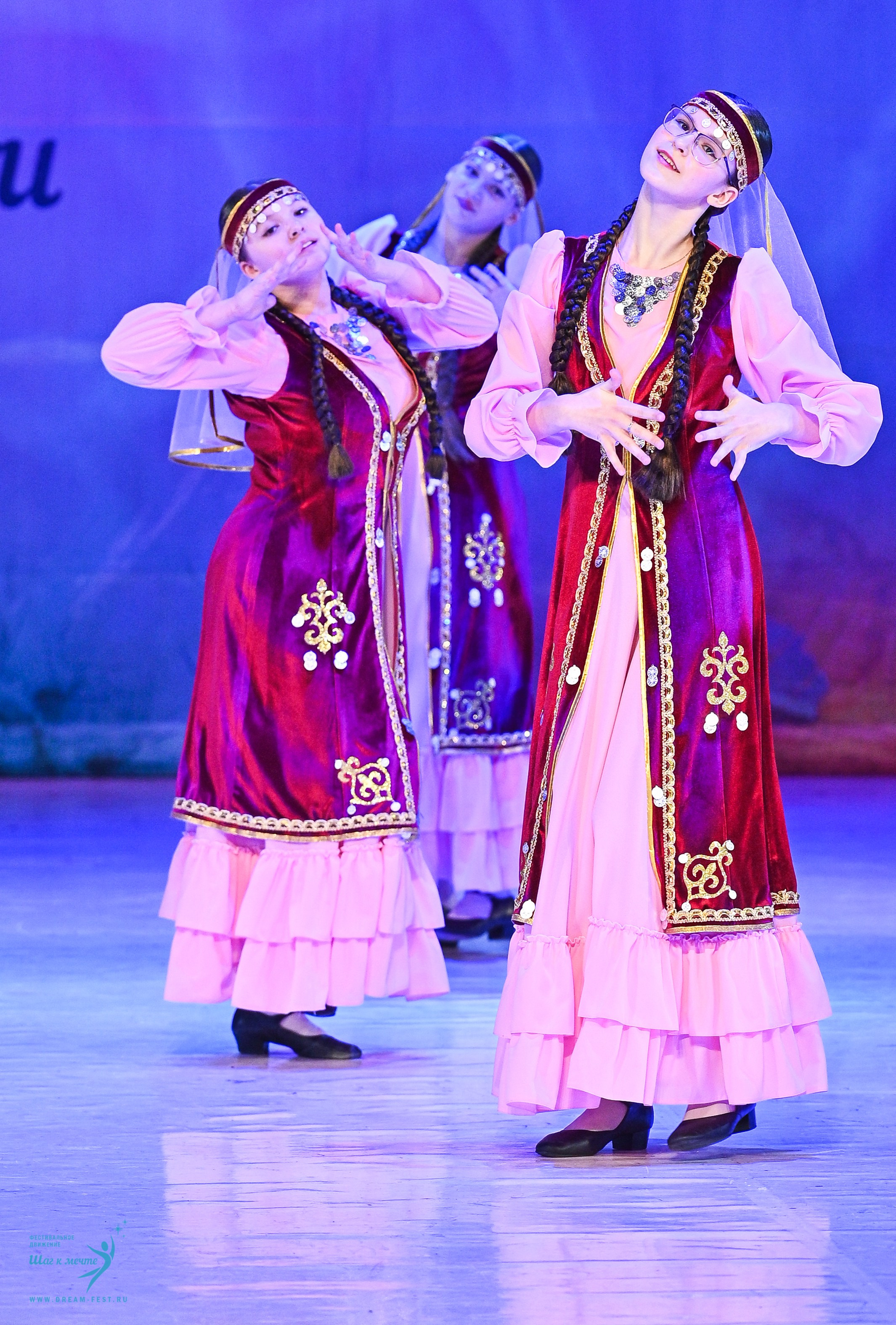 12.04.2025 Фестивальное движение «Шаг к мечте» г. Москва. Медиастудия Фото Концепт