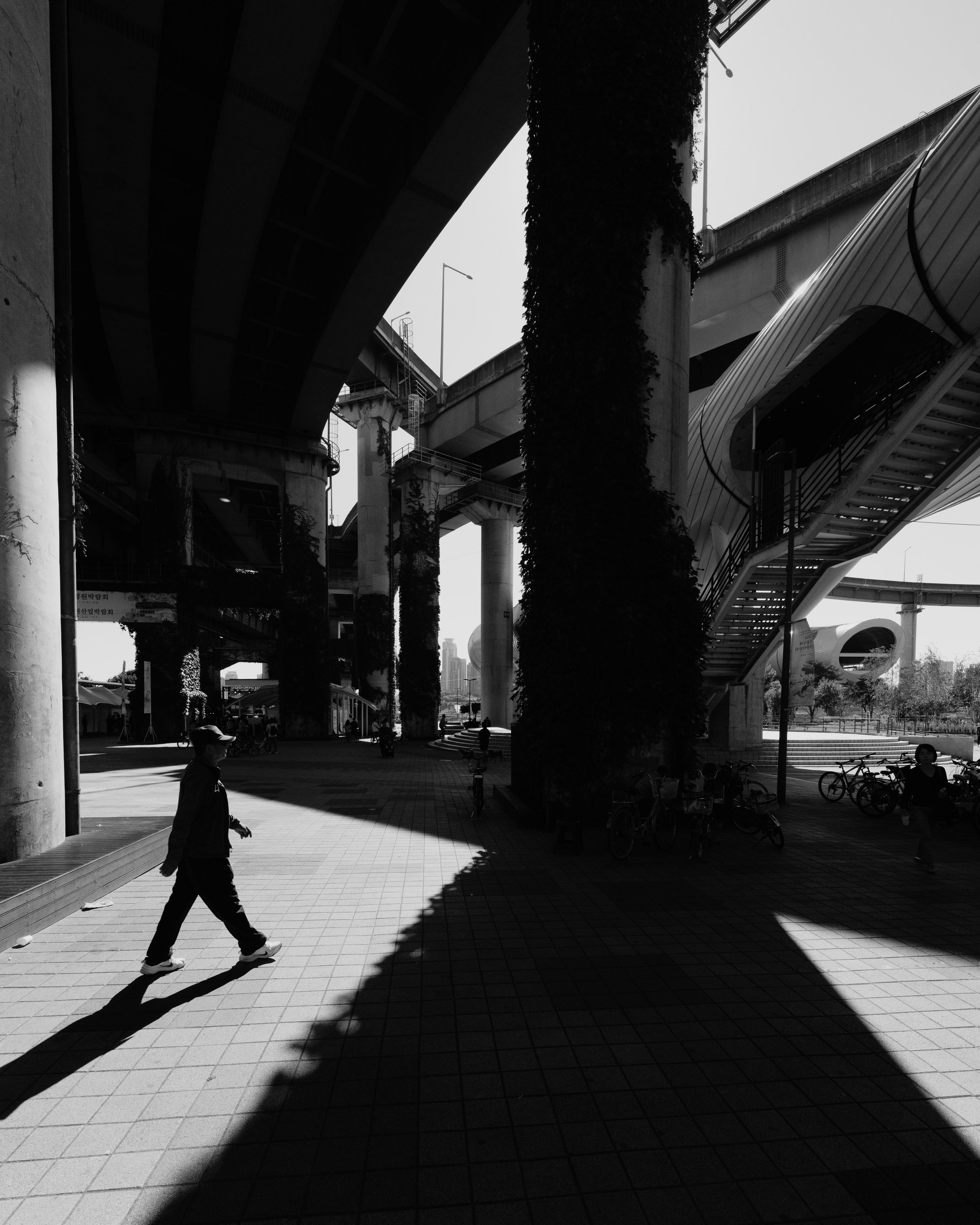 Street photography / Уличная фотография. @tomrus: Рустам Шагиморданов — фотограф