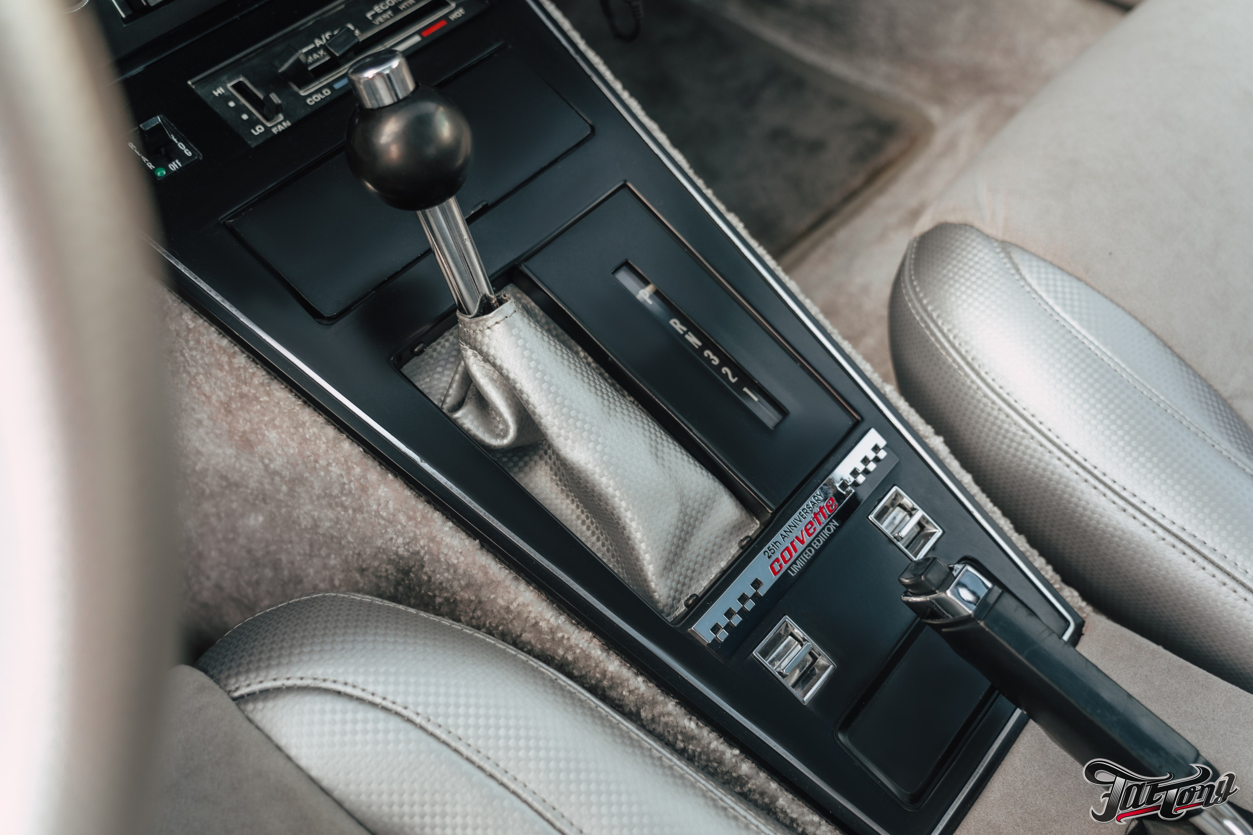 Chevrolet Corvette C3 78. DeLorein