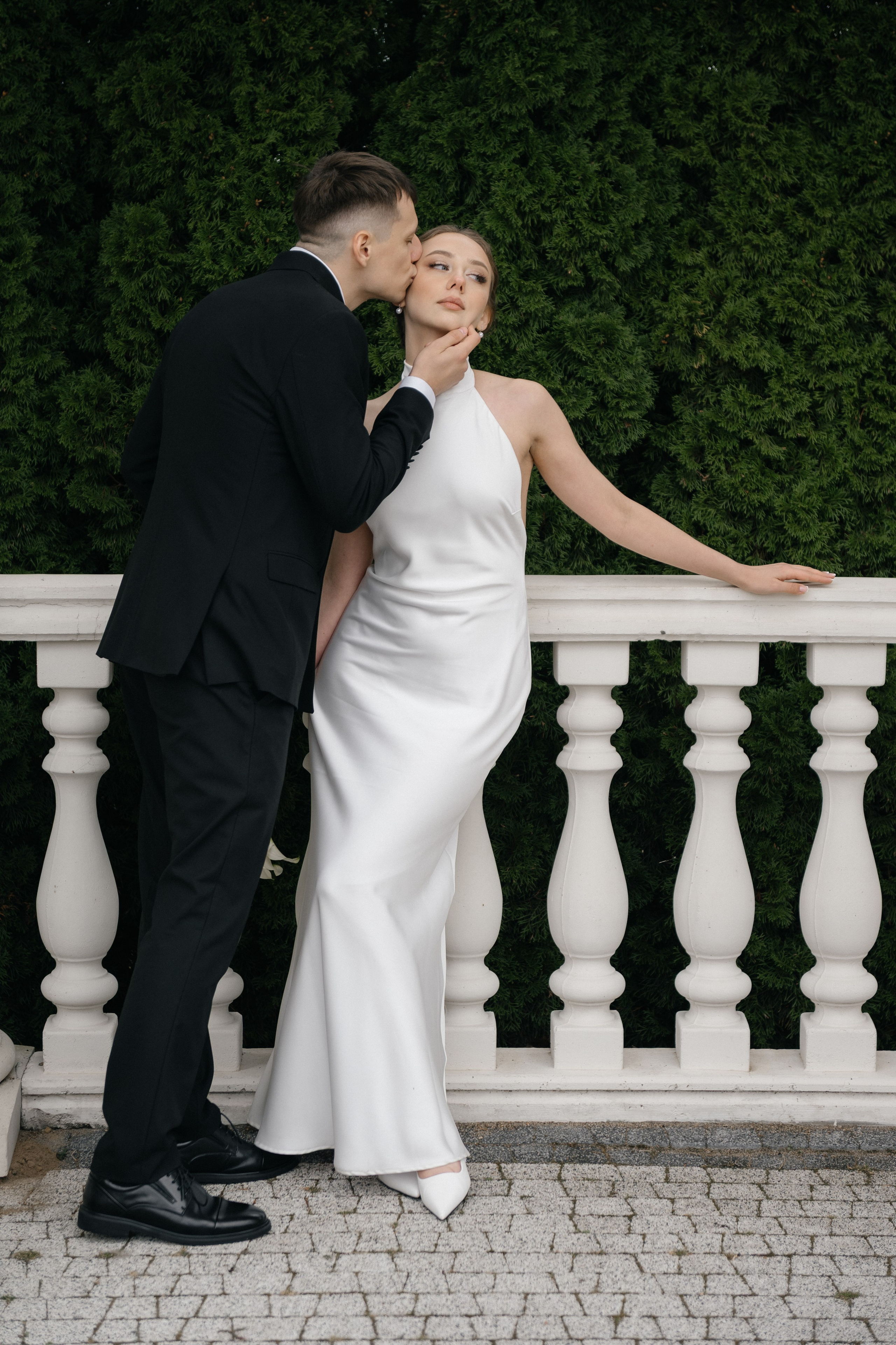 Wedding day in Martinique Bar. Wedding PHOTOGRAPHER Andrew Vnukov