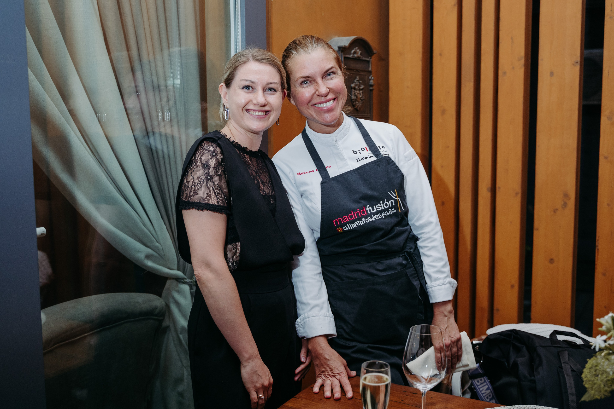 Открытый ужин с Mishlen Шеф Поварами. Репортажный и свадебный фотограф в Москве Рая Небогатова