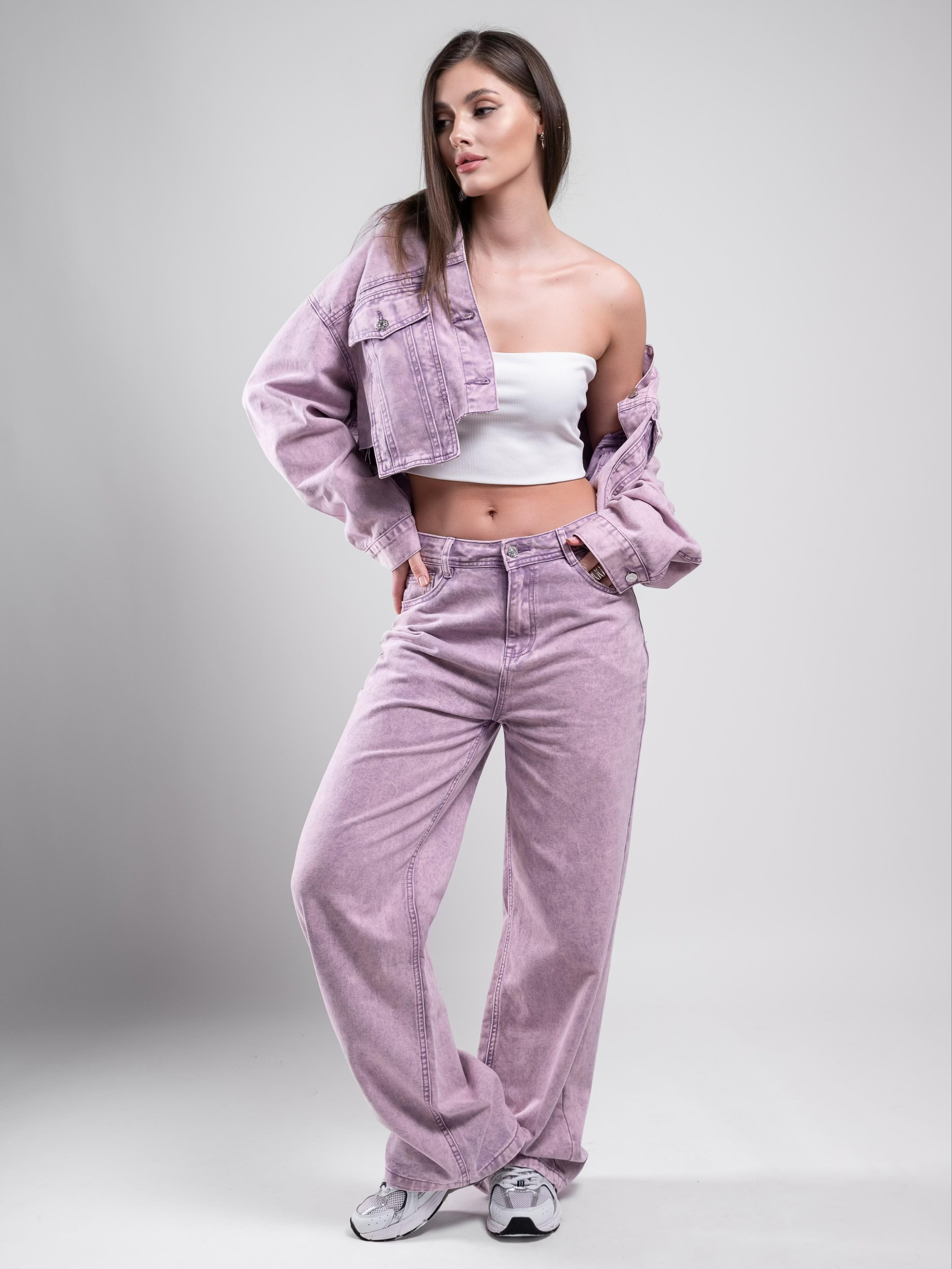 Джинсовые костюмы две модели. Предметный фотограф, фото для маркетплейсов Пятигорск, КМВ