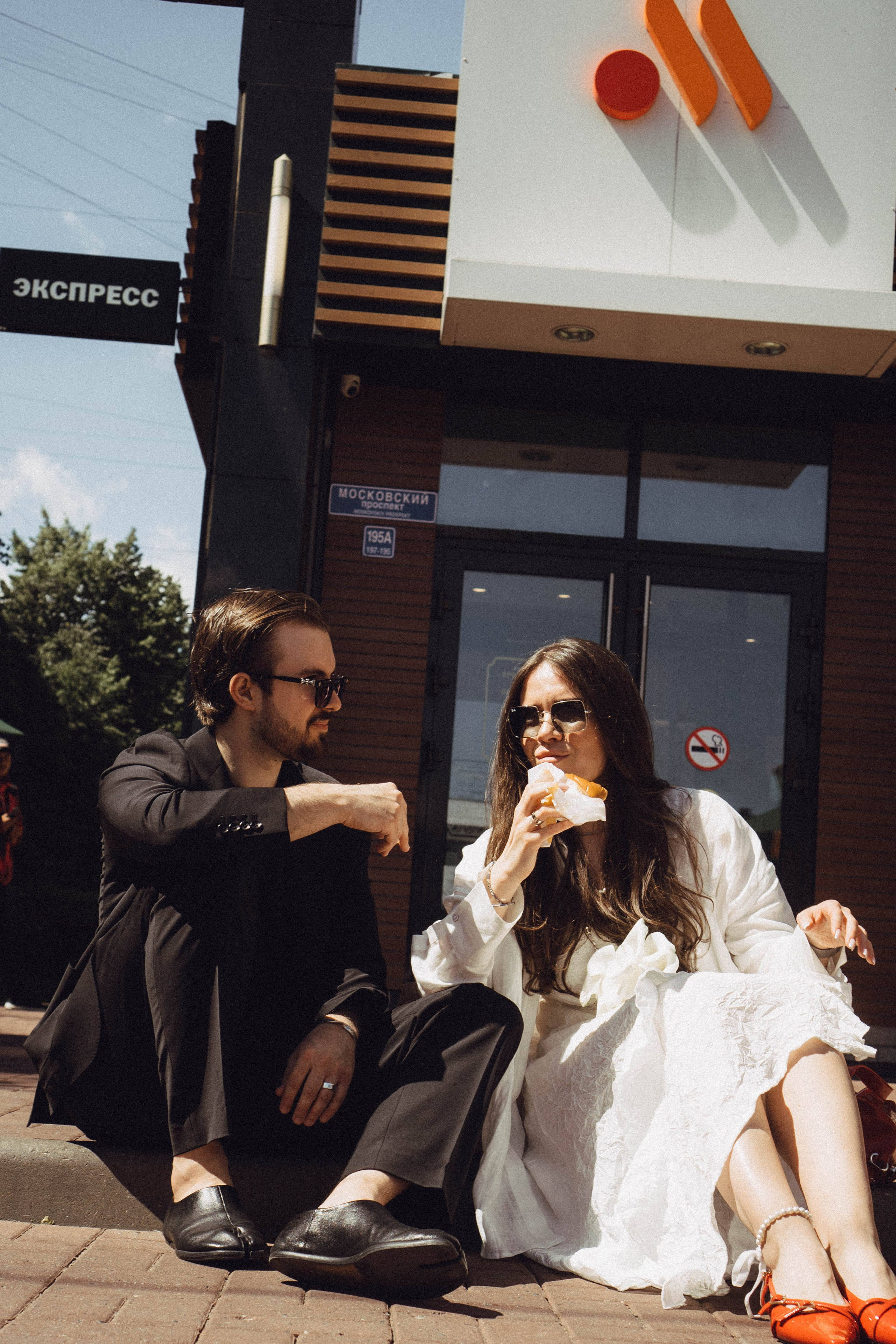 СВАДЕБНАЯ СЬЕМКА В ПАРКЕ ПОБЕДЫ И ПРОГУЛКА ПО МОСКОВСКОМУ ПРОСПЕКТУ. Профессиональный фотограф, Санкт-Петербург — Виктория Богомолова