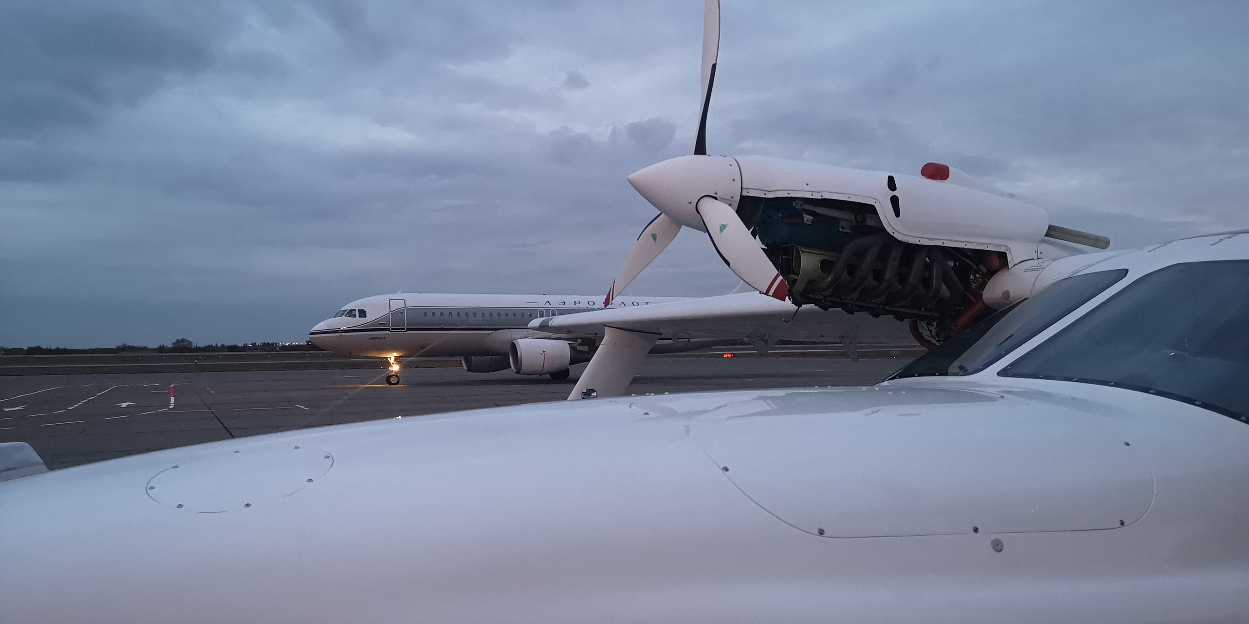 Каспийское море (наука на Ла-8) (2021 г.). Фотоальбом показывающий увлекательный мир авиации и мир медведей Андрея Иванова