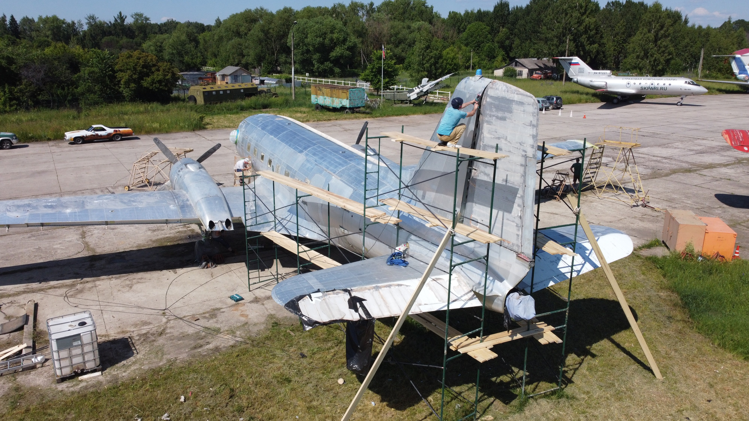 Ил-14Т «Голубая Мечта» — покраска (2022г). Фотоальбом показывающий увлекательный мир авиации и мир медведей Андрея Иванова