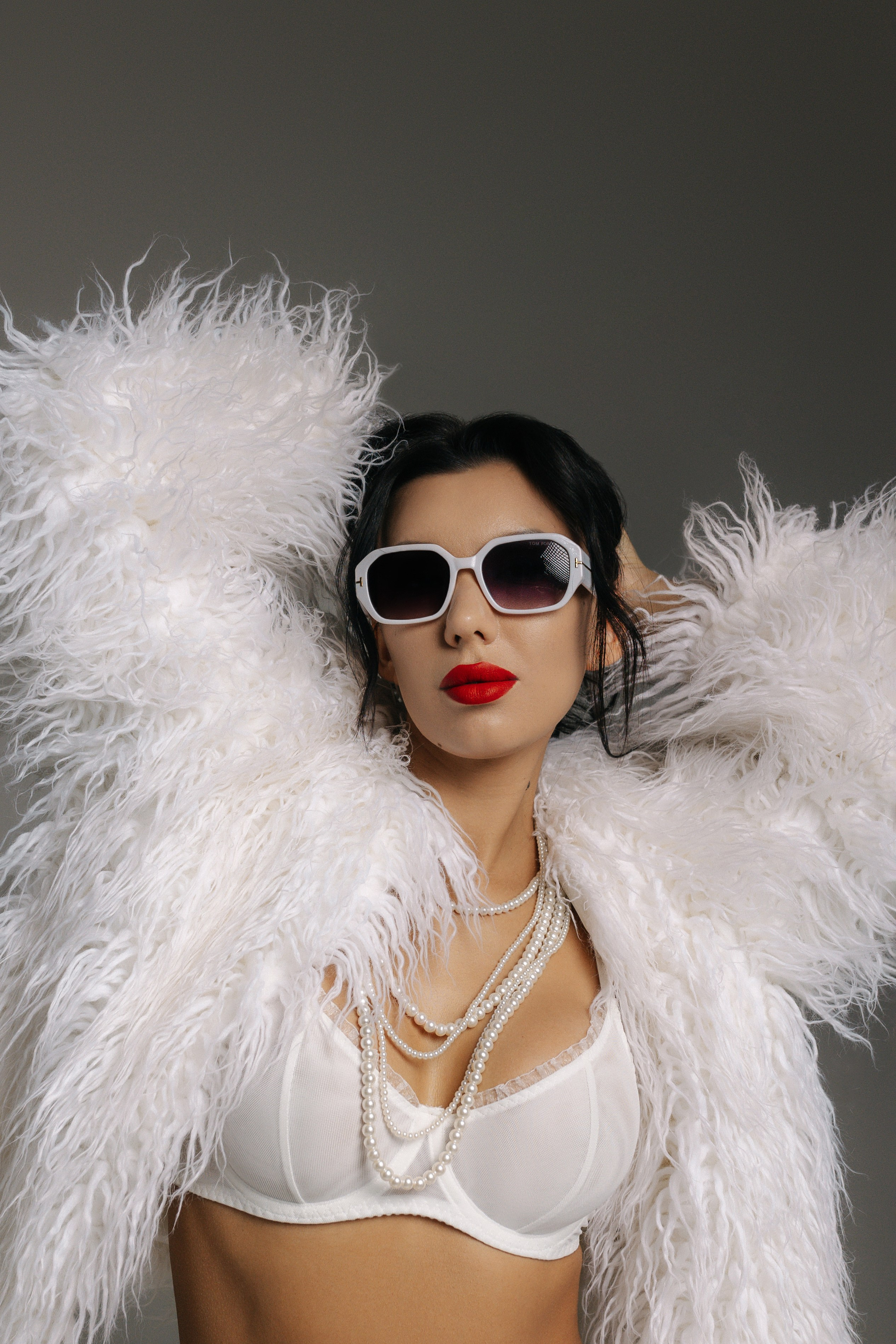 Евгения в шубе. Семейный и женский фотограф в Ростове-на-Дону Екатерина Фитисова