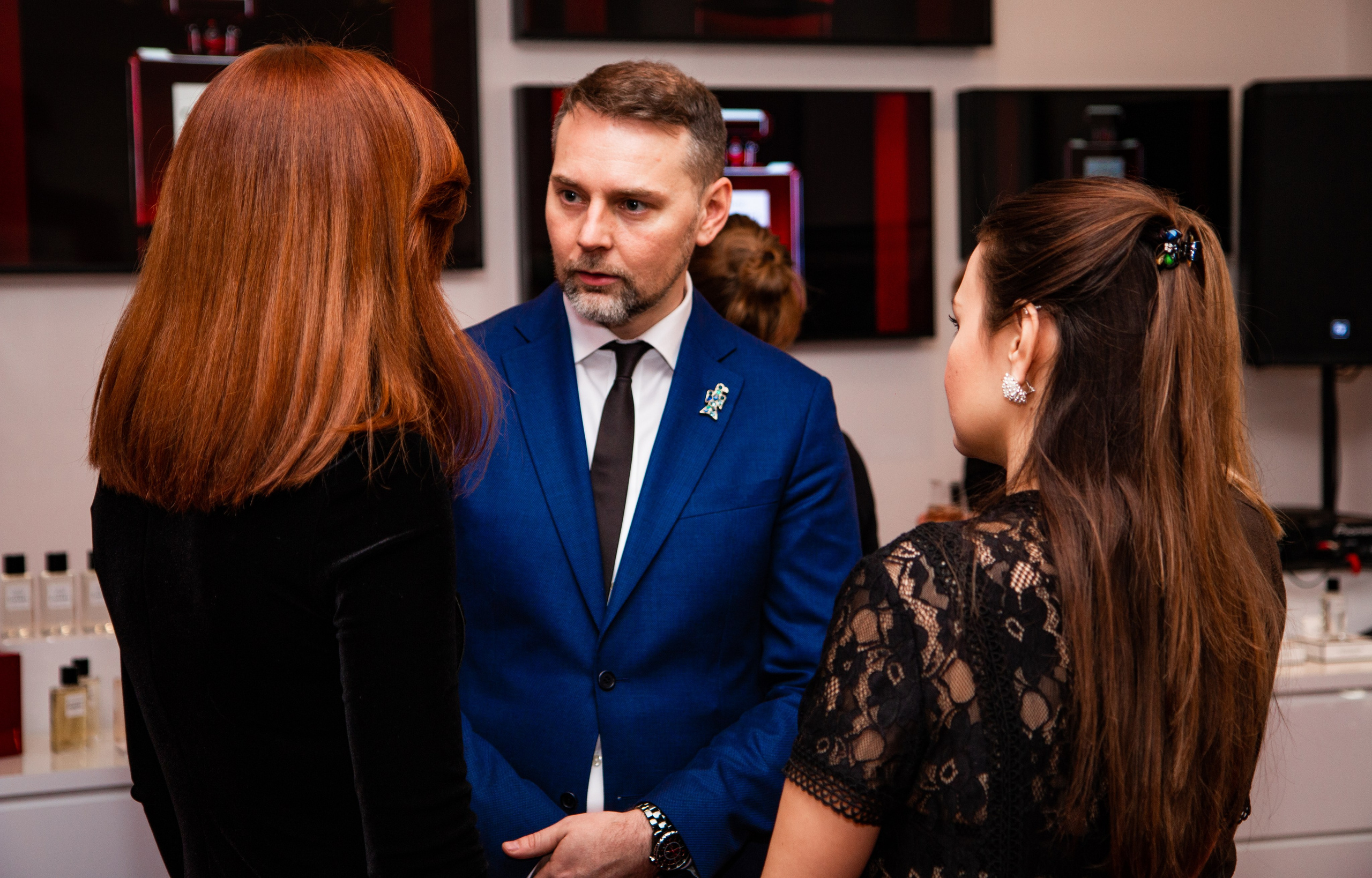 Chanel Екатеринбург. Предметный и репортажный фотограф Алексей Кротов