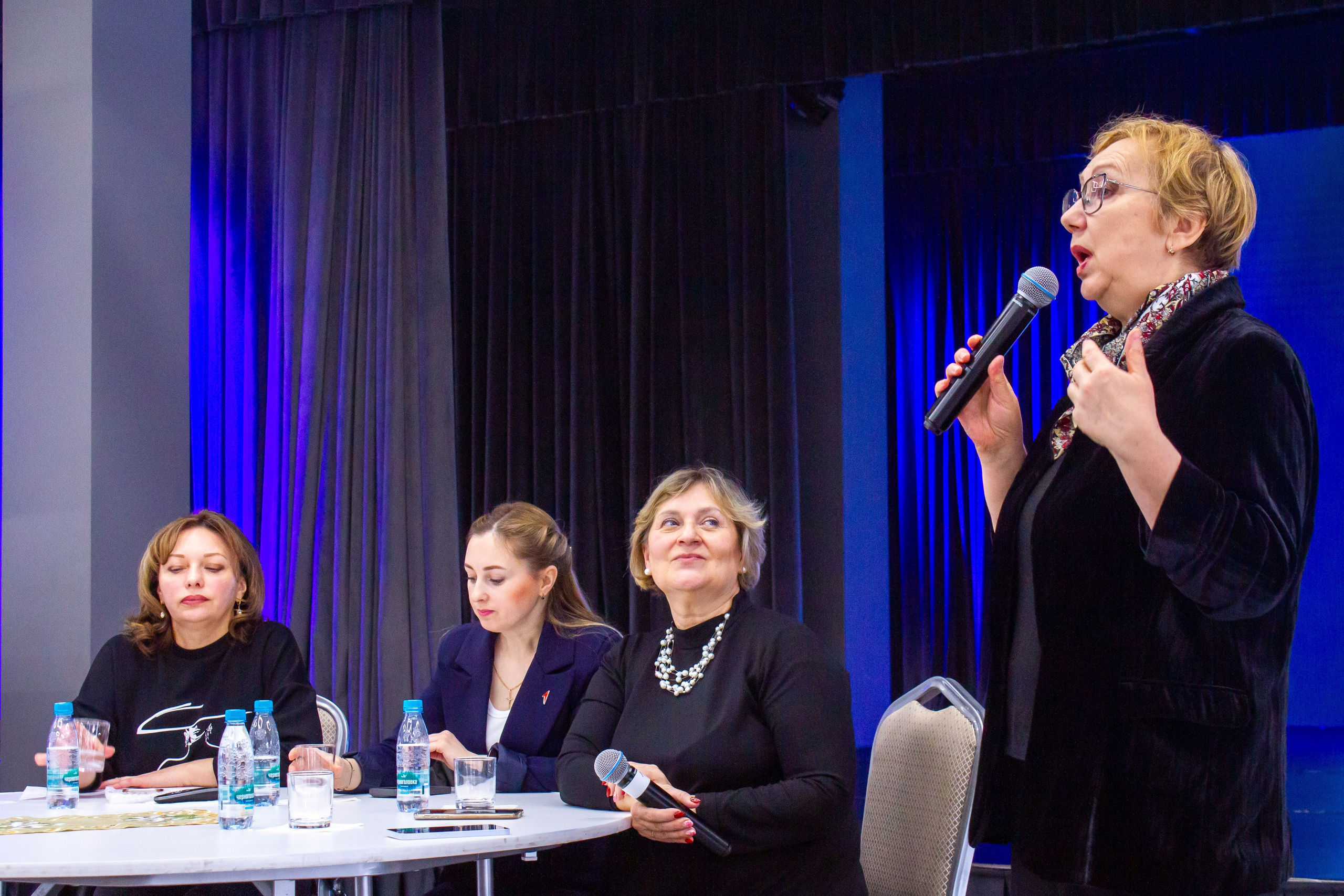 Круглый стол «Каким быть школьному театру»