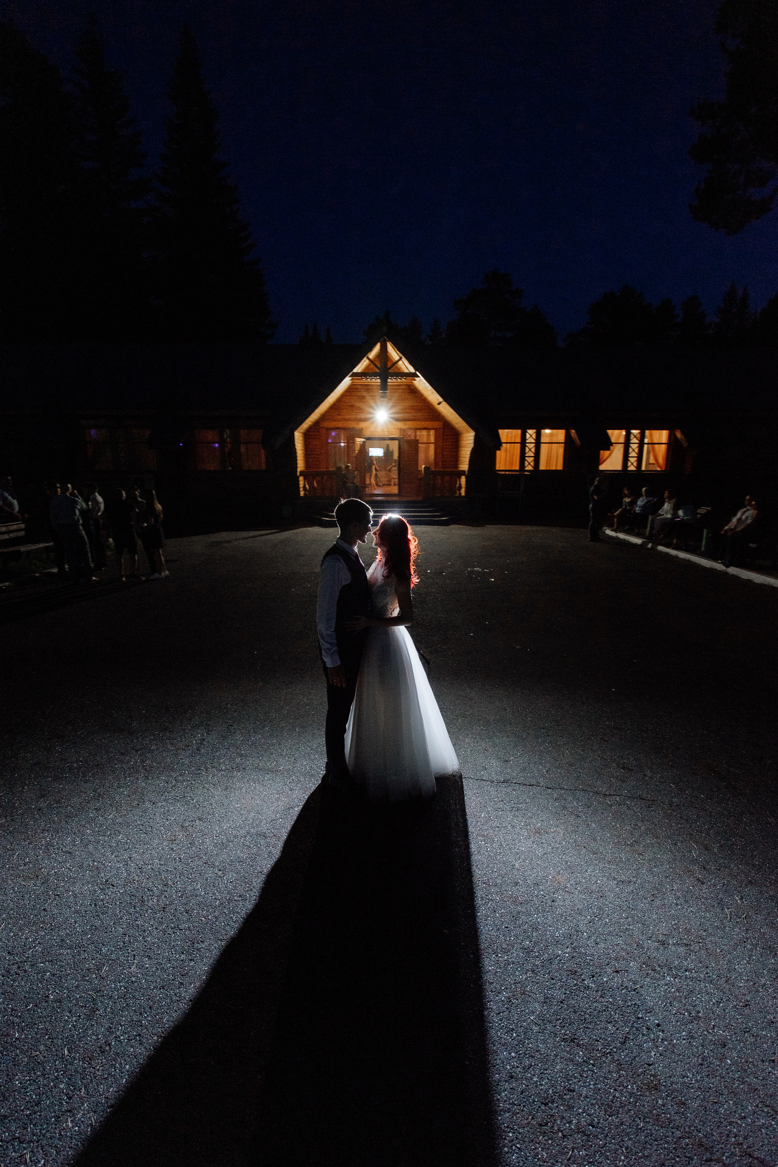 По классике. Семейные фотосессии и свадьбы в Краснотурьинске