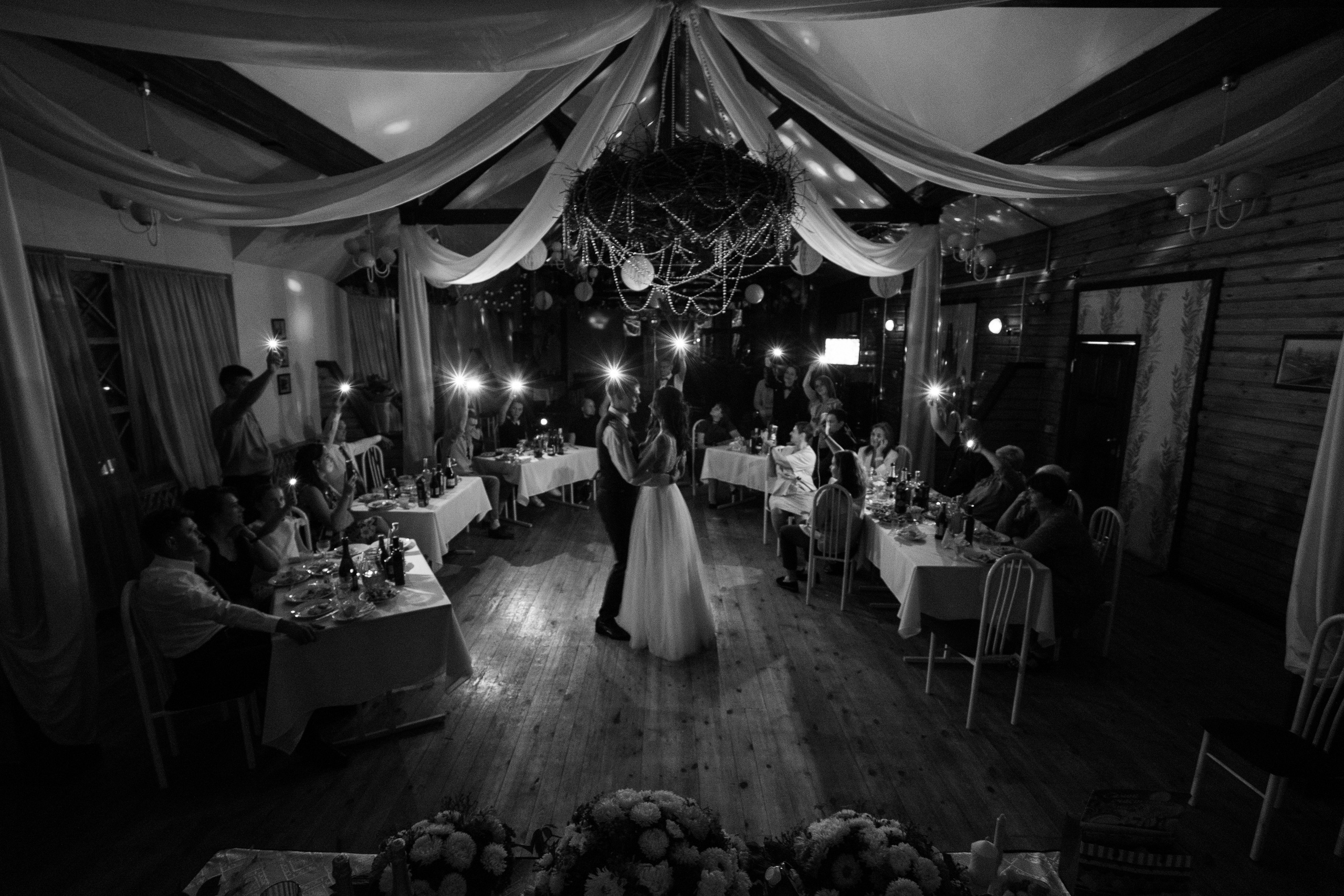 По классике. Семейные фотосессии и свадьбы в Краснотурьинске